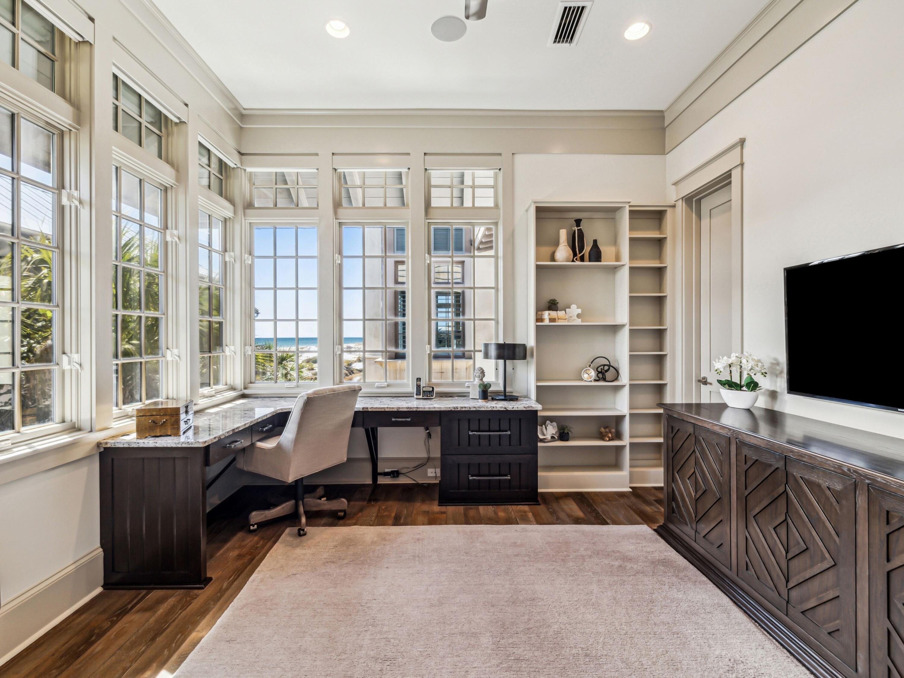 RETREAT THE - Residential