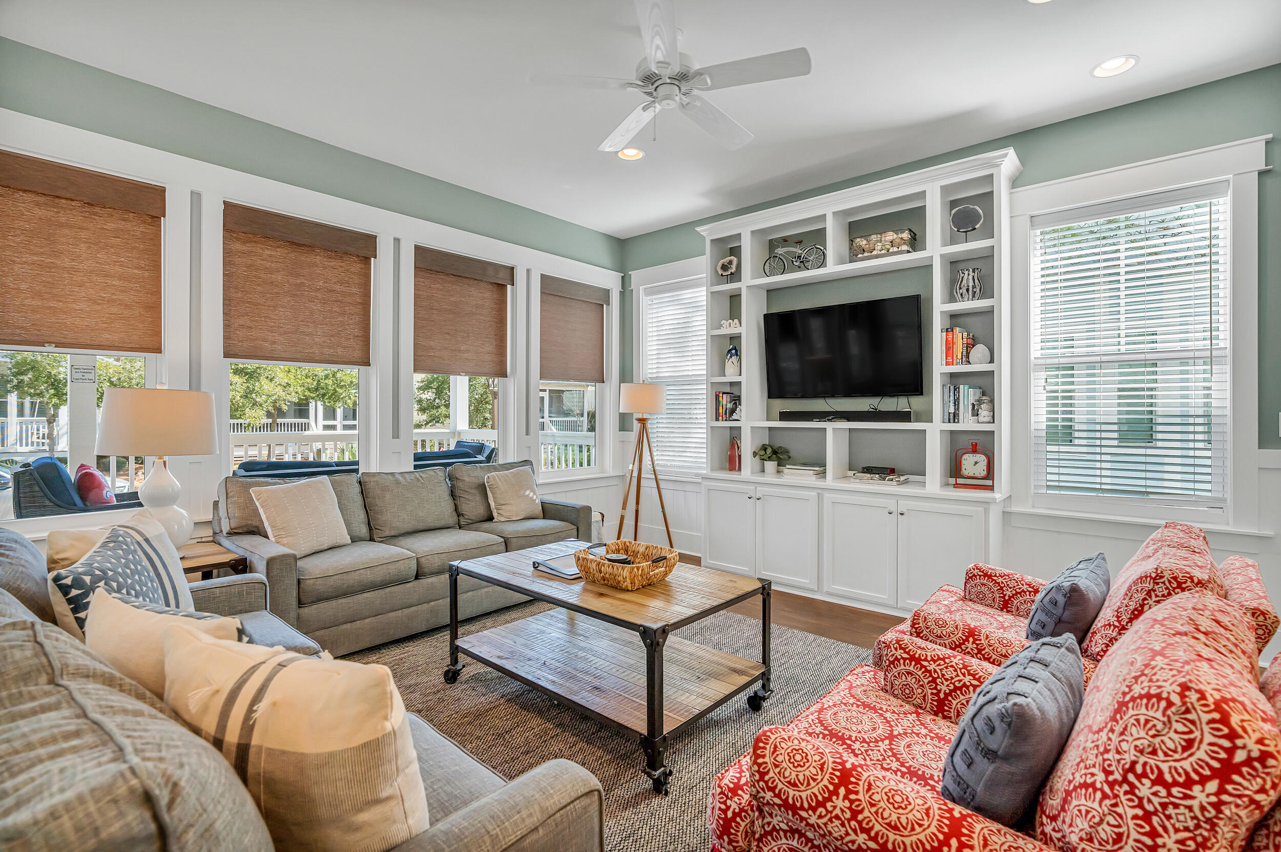 NATUREWALK AT SEAGROVE - Residential