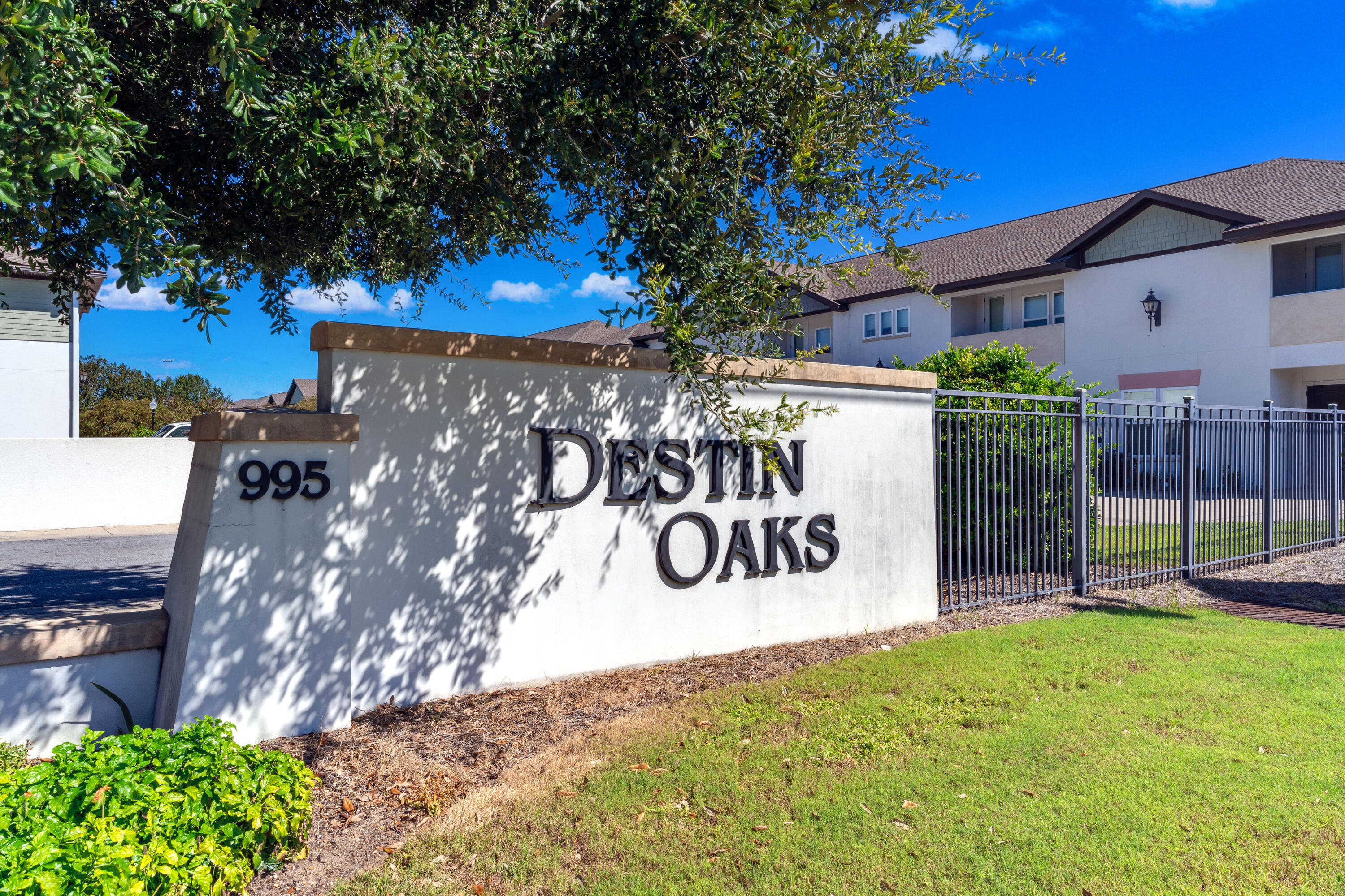 Destin Oaks - Residential Lease