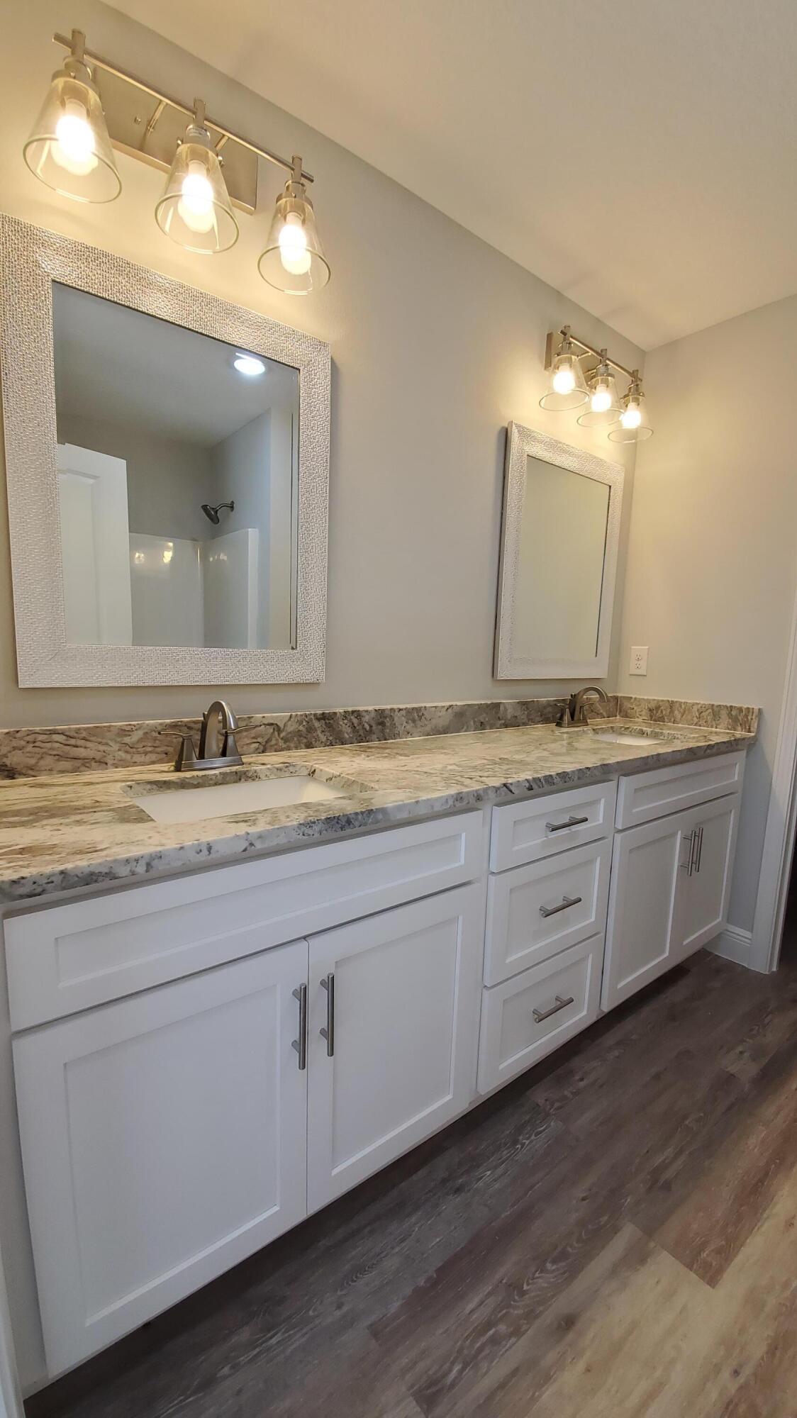 GARDEN CITY - Residential