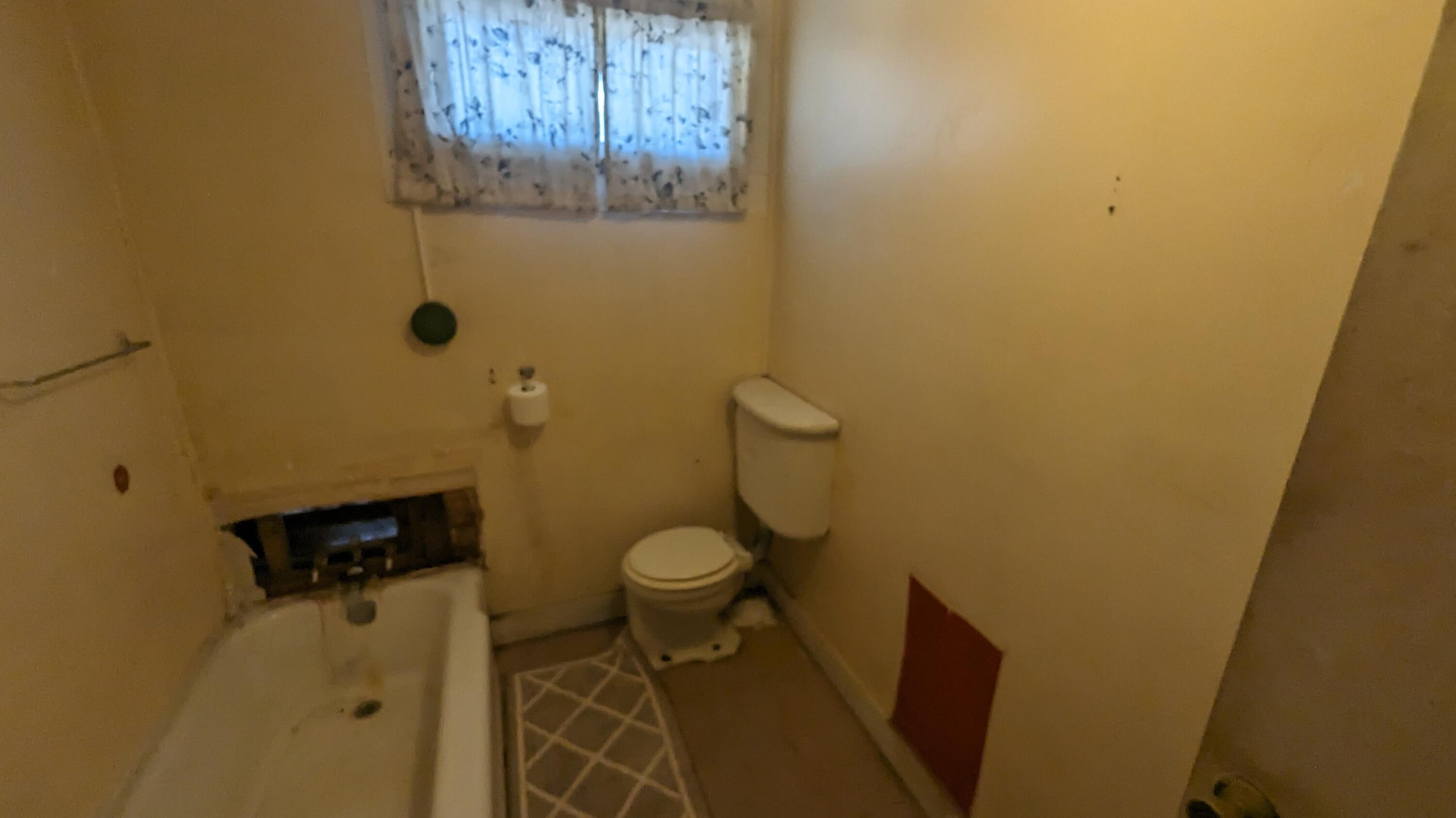 NO RECORDED SUBDIVISION - Residential