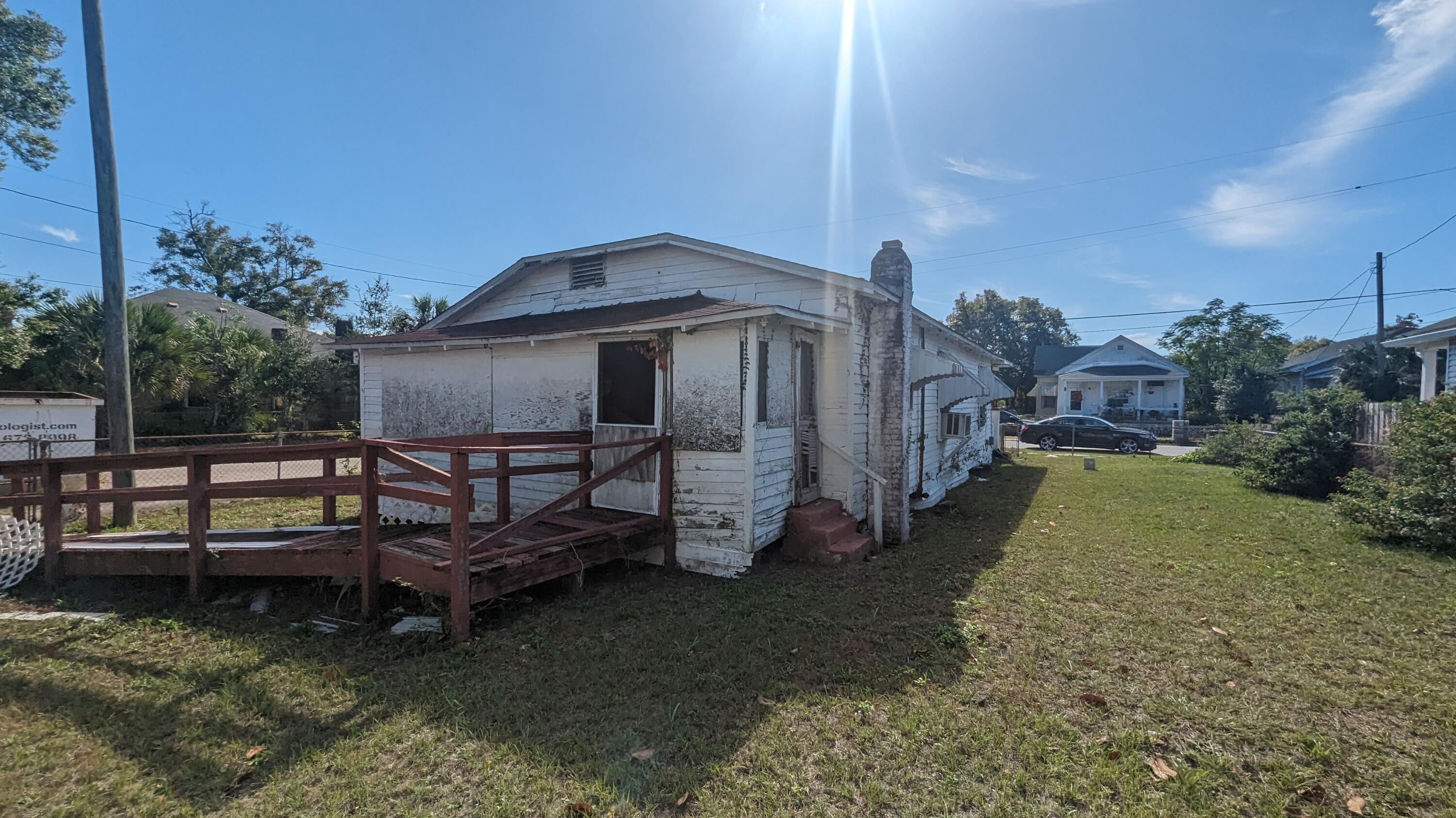 NO RECORDED SUBDIVISION - Residential