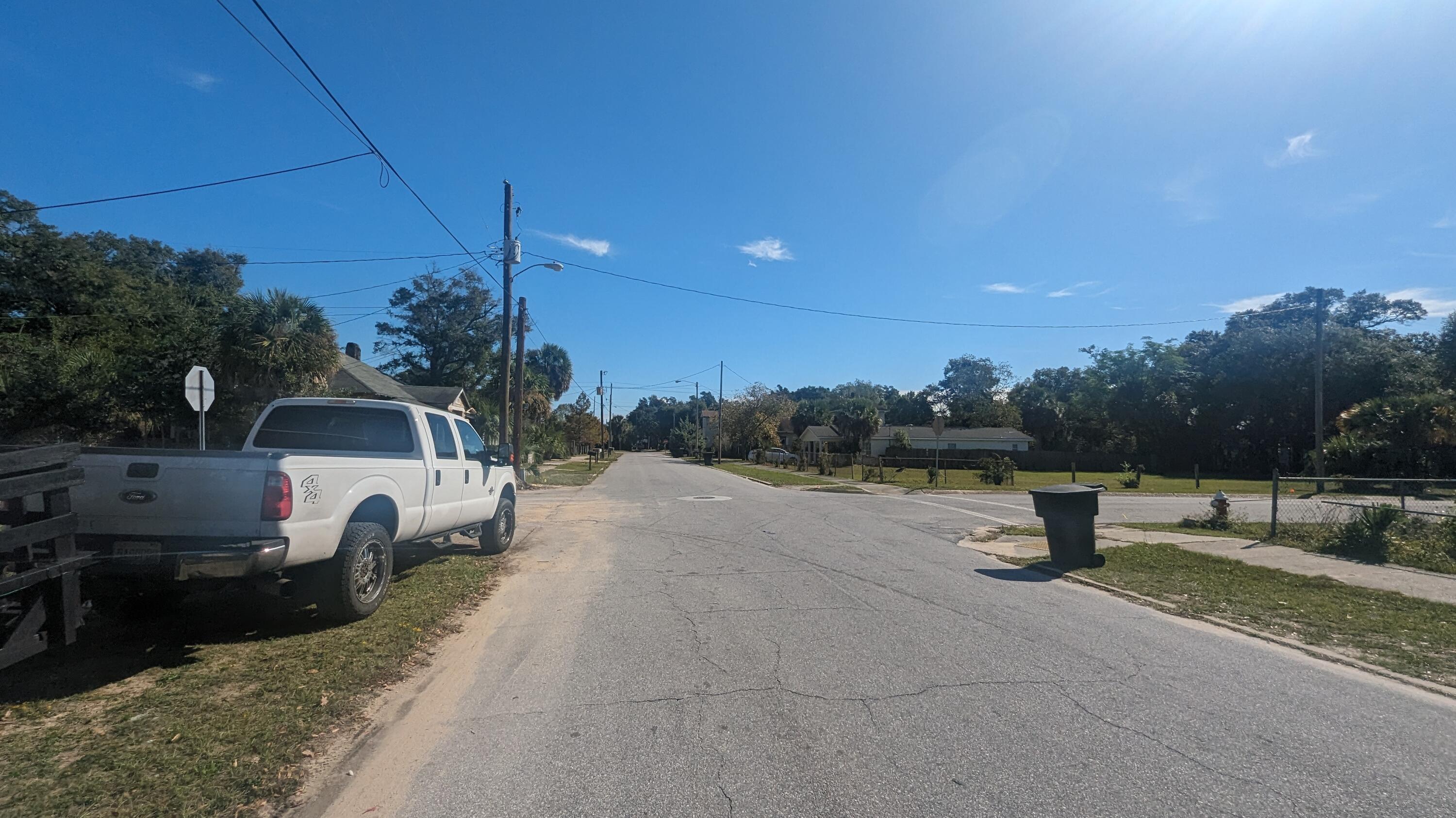 NO RECORDED SUBDIVISION - Residential
