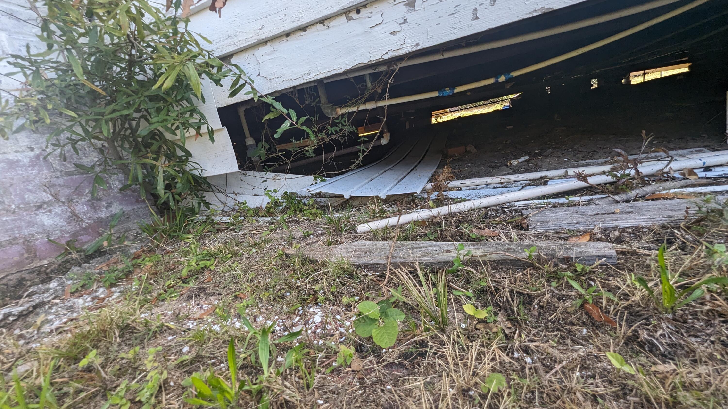 NO RECORDED SUBDIVISION - Residential