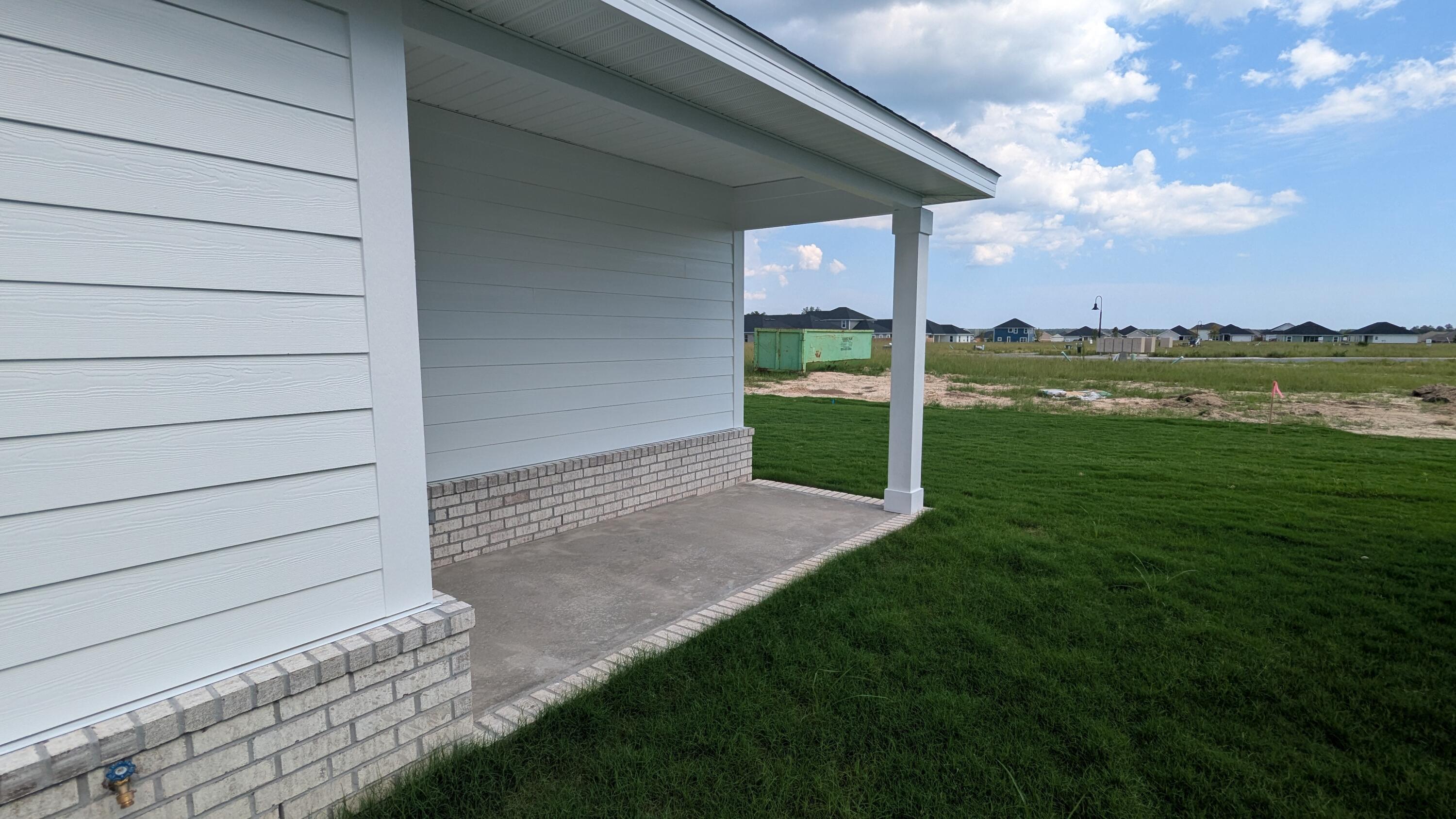 THE BLUFFS AT LAFAYETTE - Residential