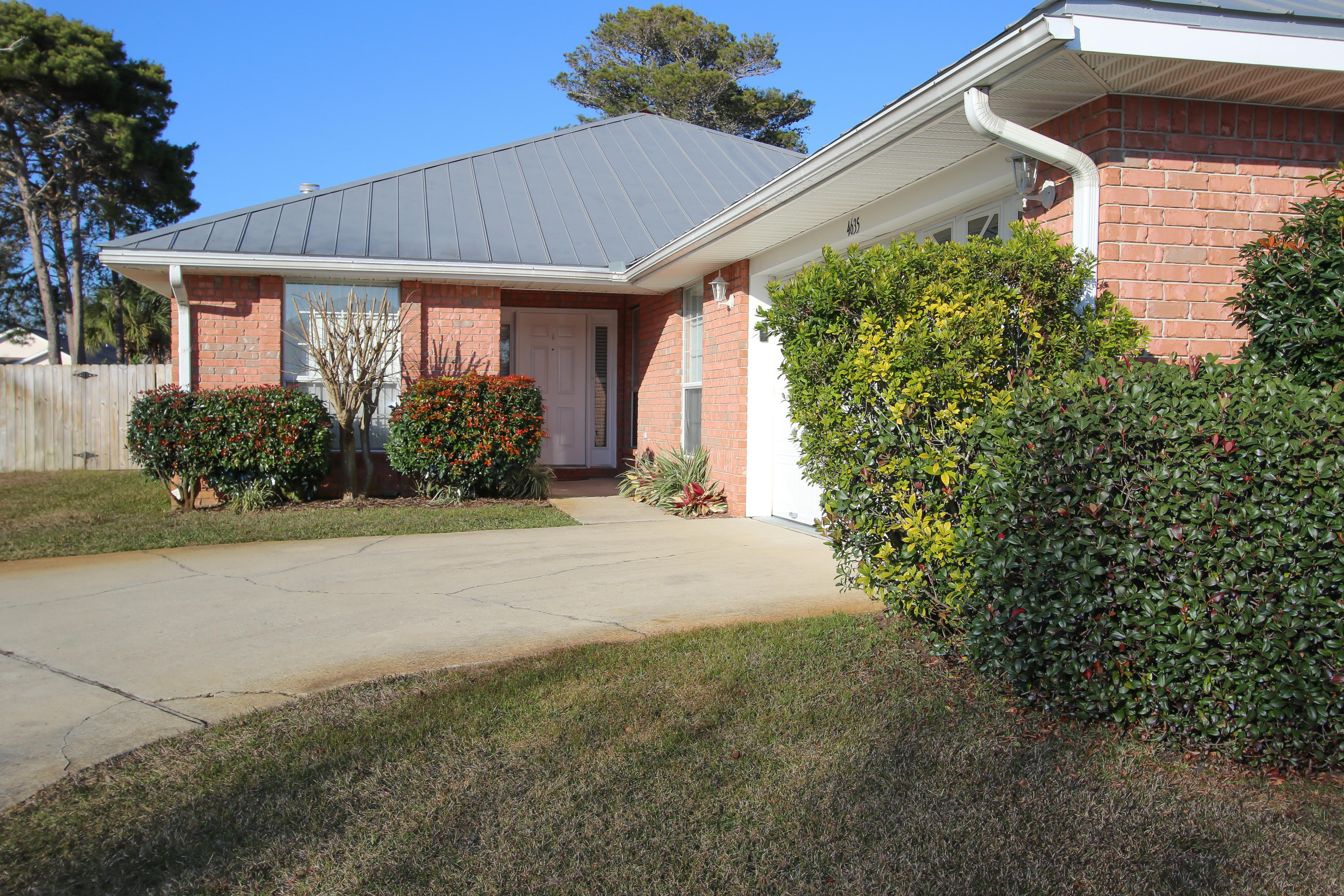 SUNSAIL S/D - Residential