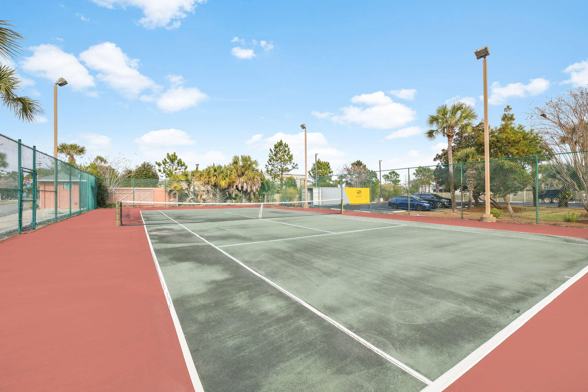 DESTIN TOWERS CONDO - Residential