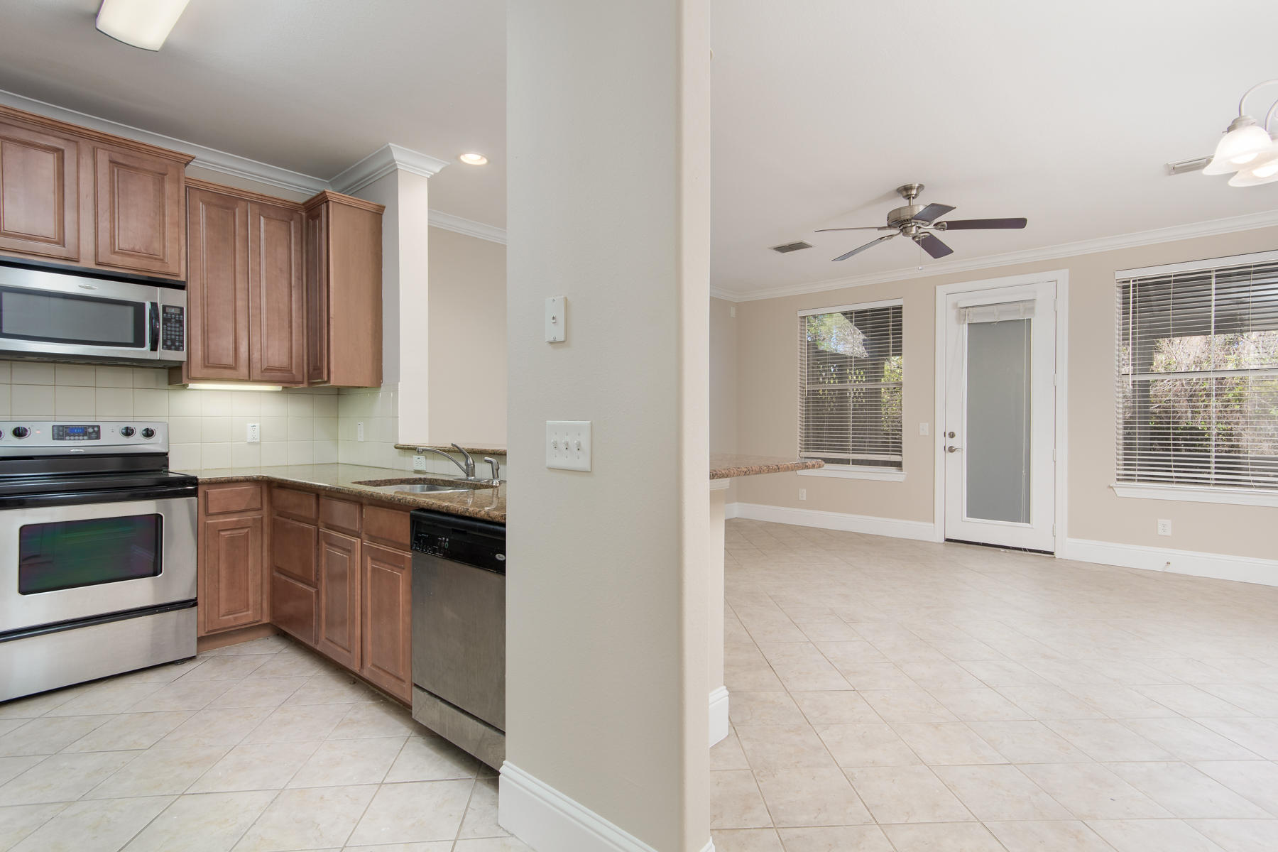 EAGLE BAY - Residential