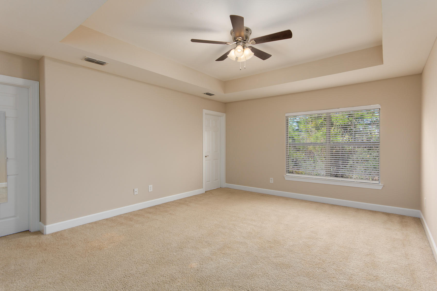 EAGLE BAY - Residential