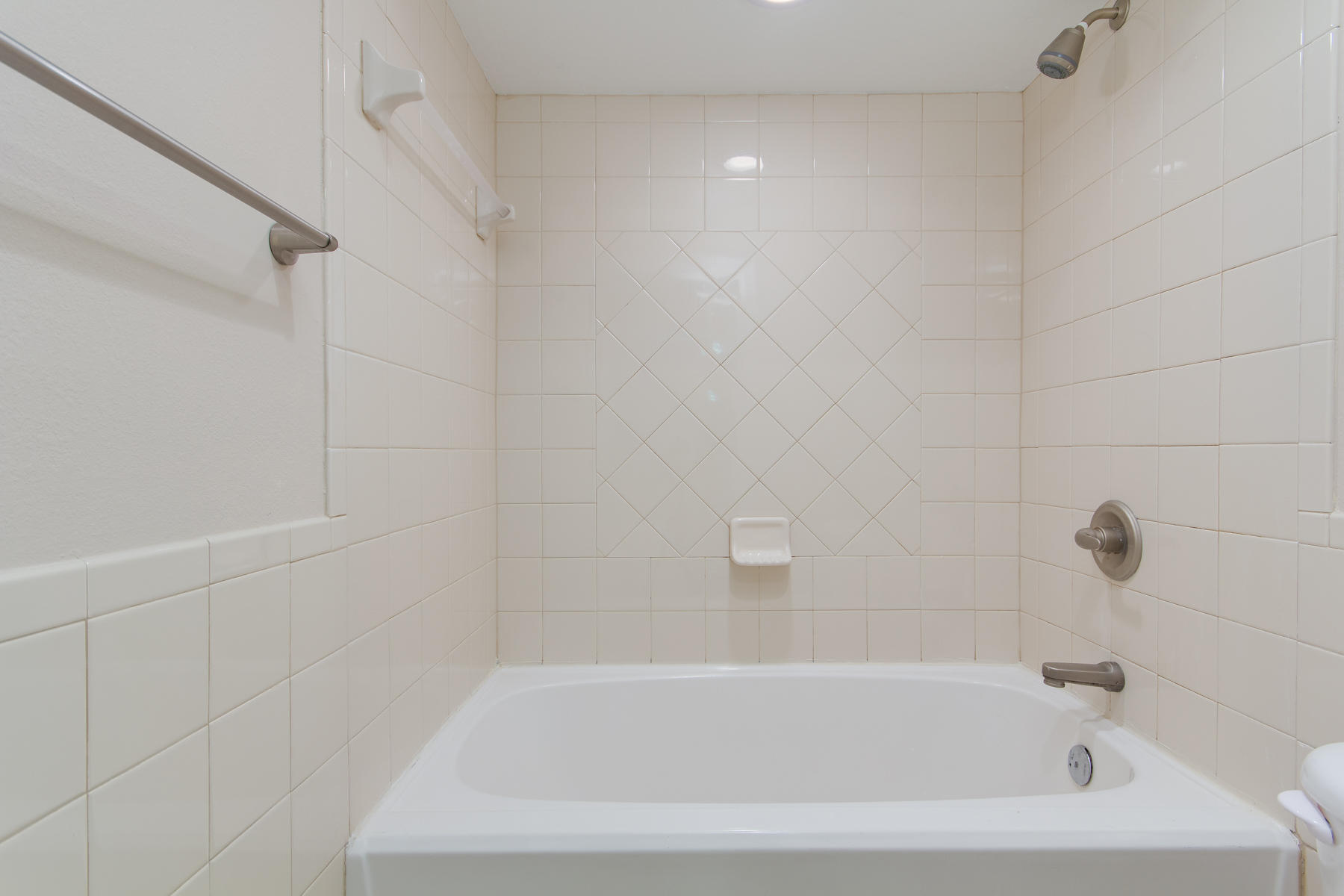 EAGLE BAY - Residential