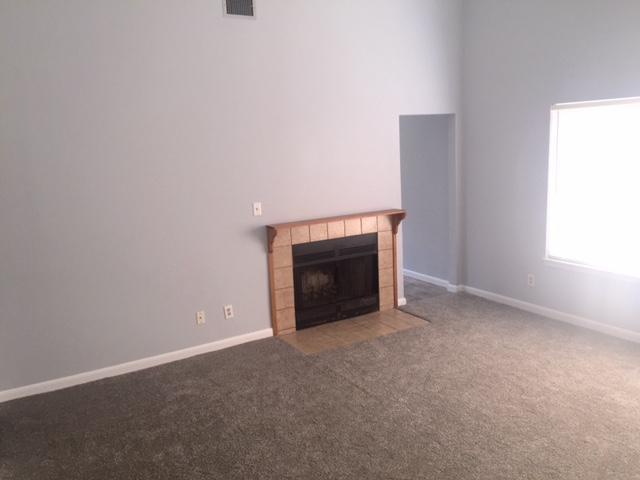 YORKTOWN AT WILLOW BEND - Residential Lease