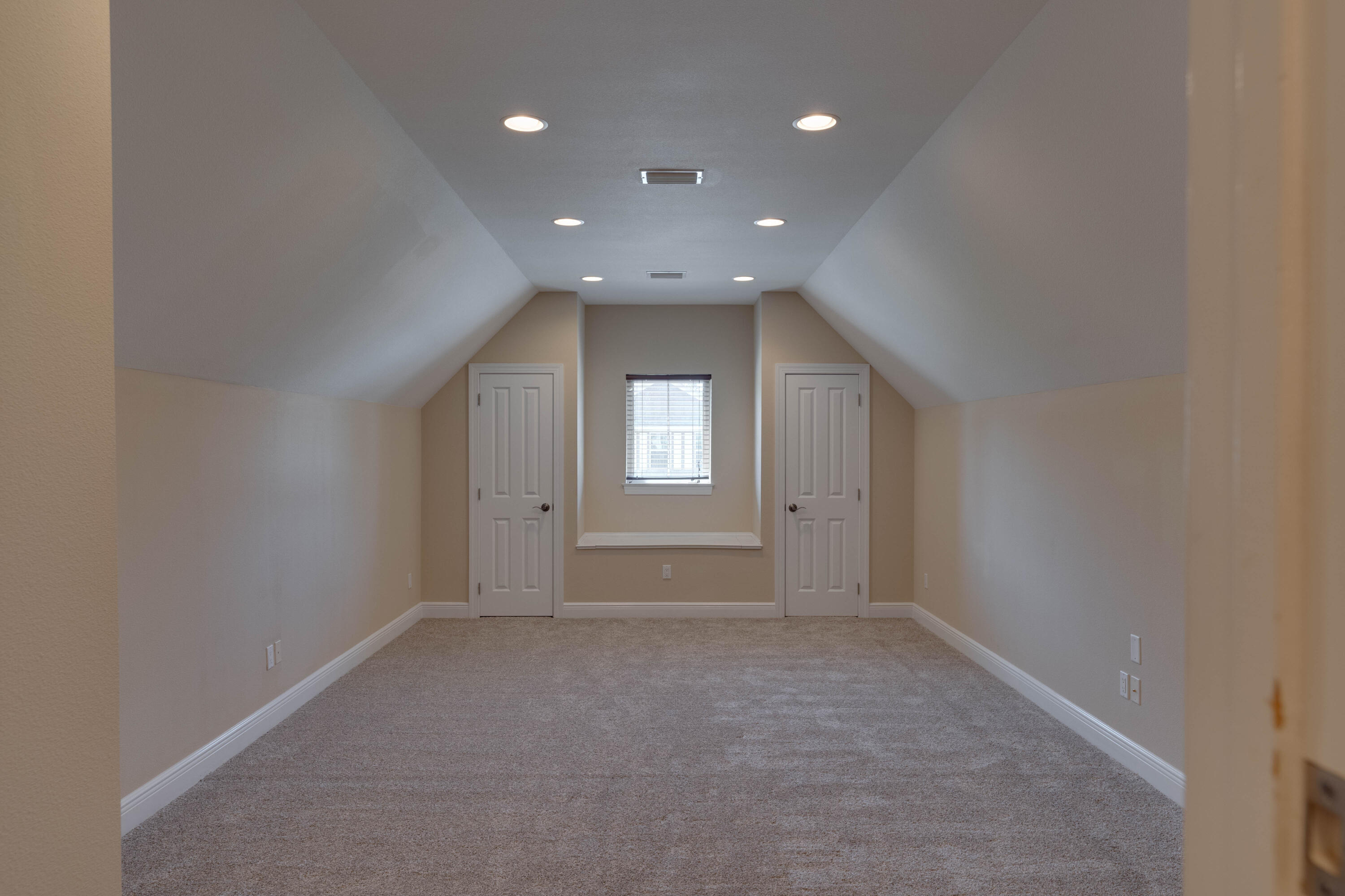 MAGNOLIA VILLAGE PH 1 - Residential