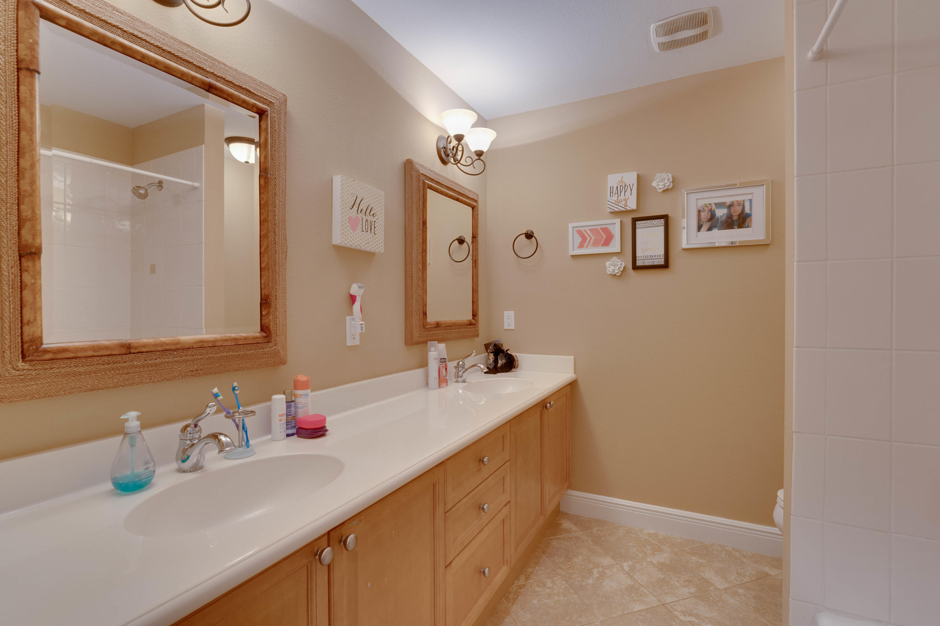 MAGNOLIA VILLAGE PH 1 - Residential