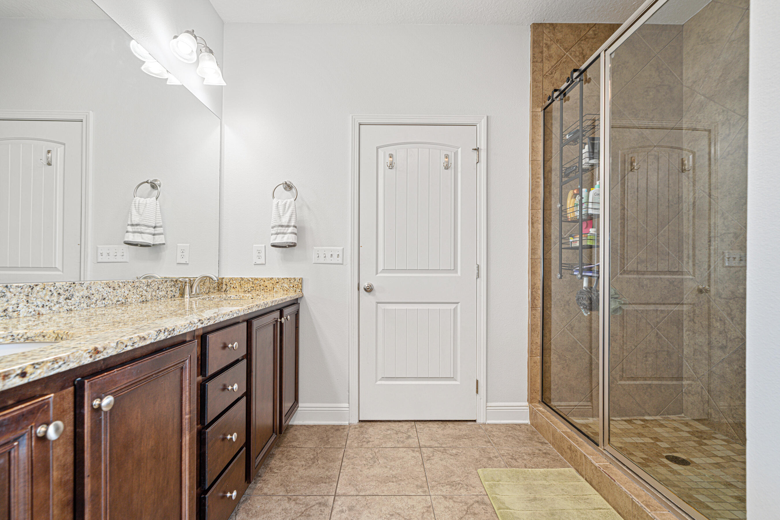BROWNSTONE MANOR - Residential