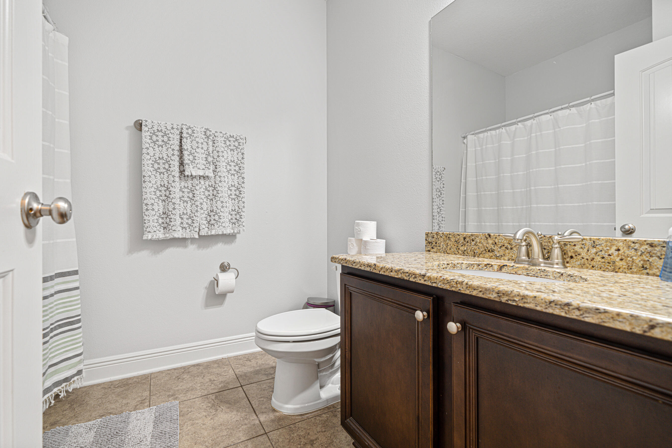 BROWNSTONE MANOR - Residential