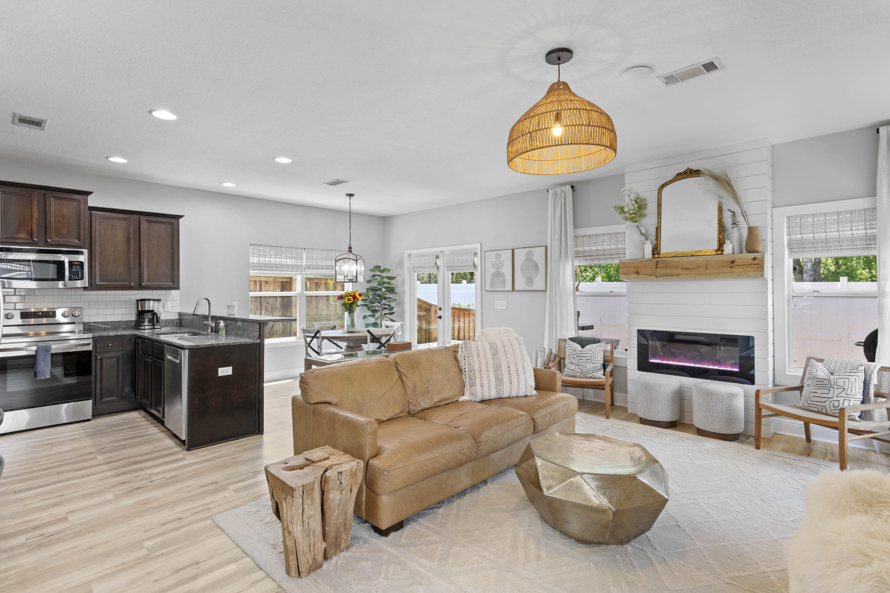 PLANTATION AT SANTA ROSA - Residential