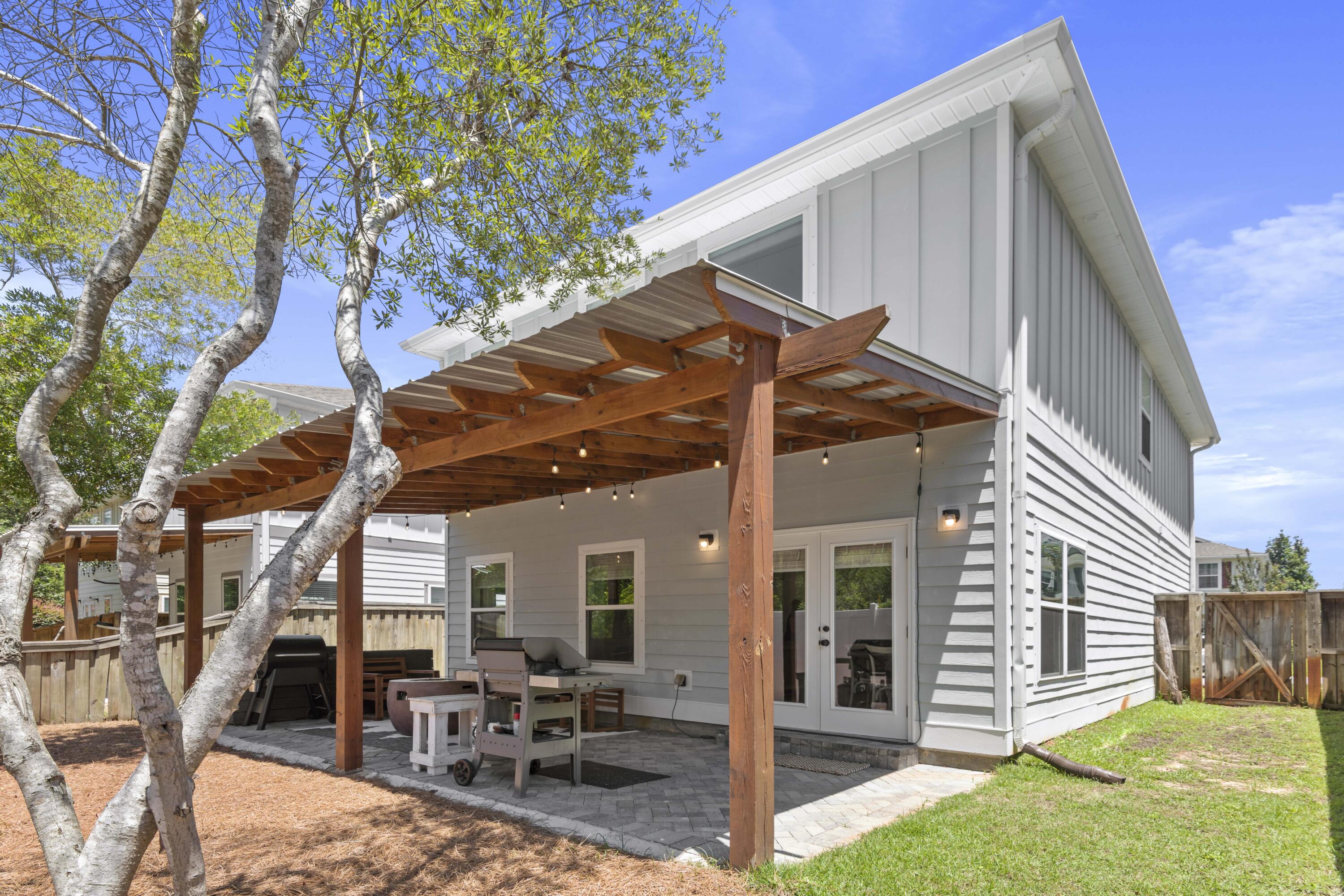 PLANTATION AT SANTA ROSA - Residential