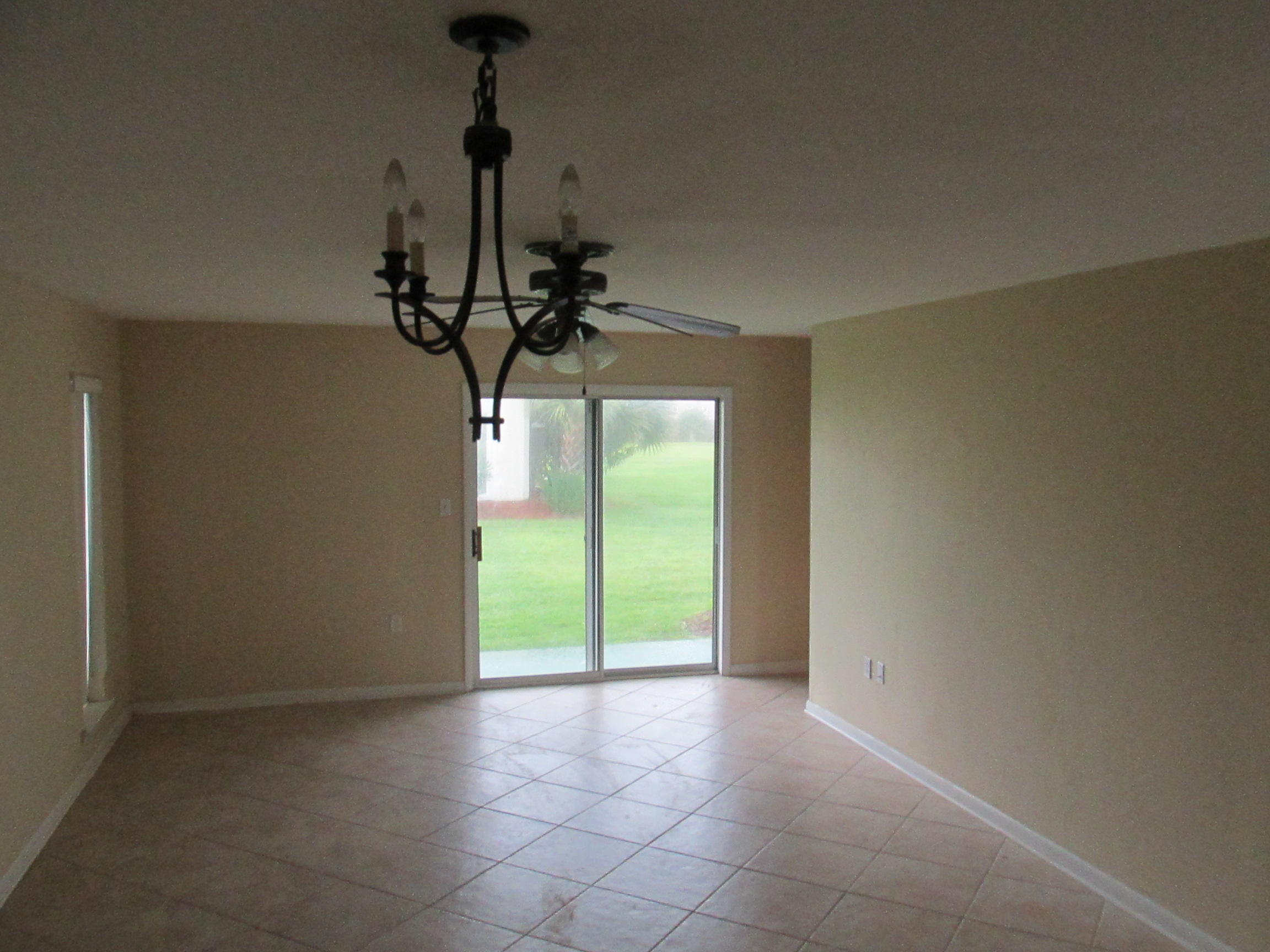 SUMMERHOUSE T/H - Residential Lease