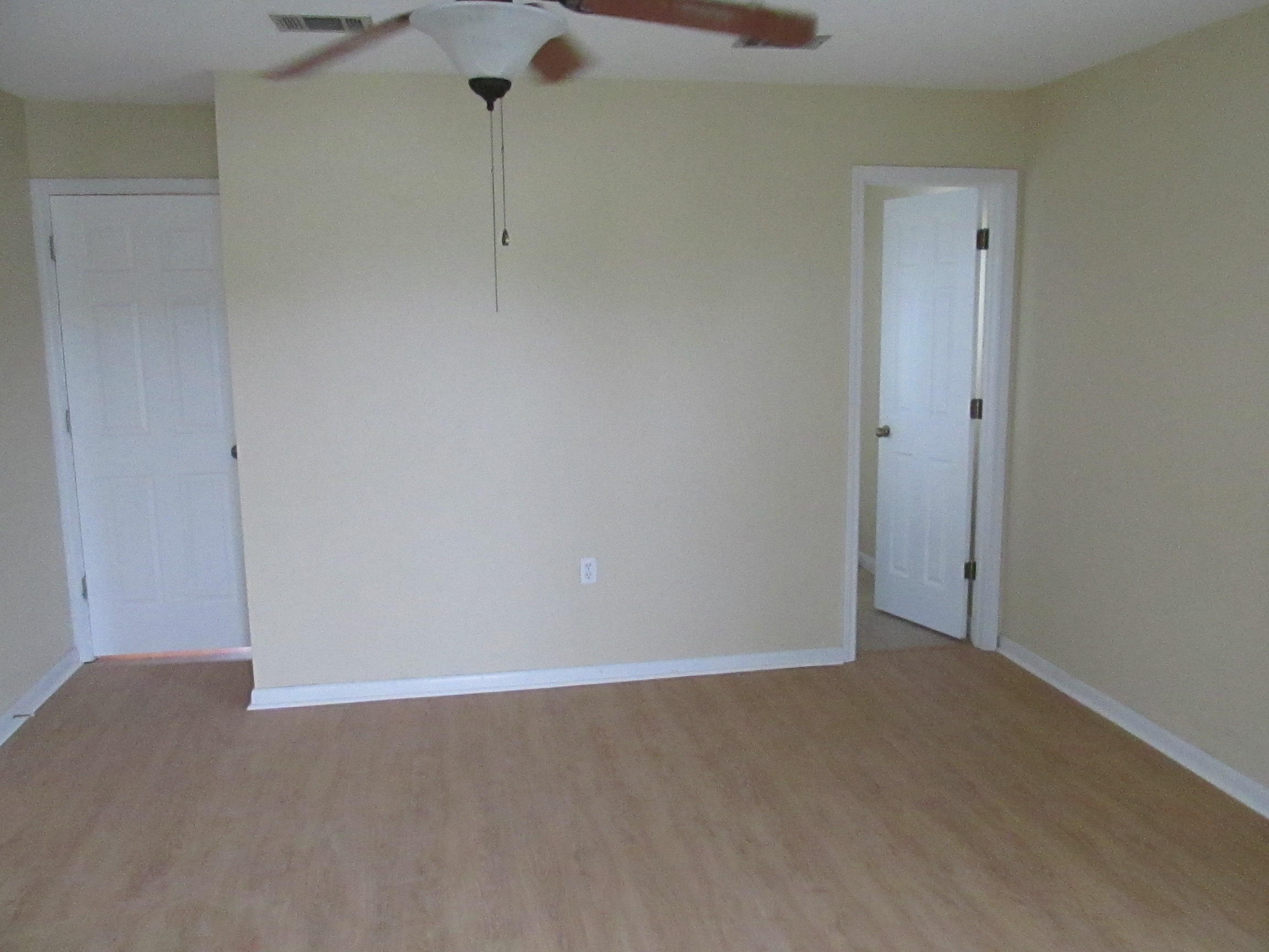 SUMMERHOUSE T/H - Residential Lease