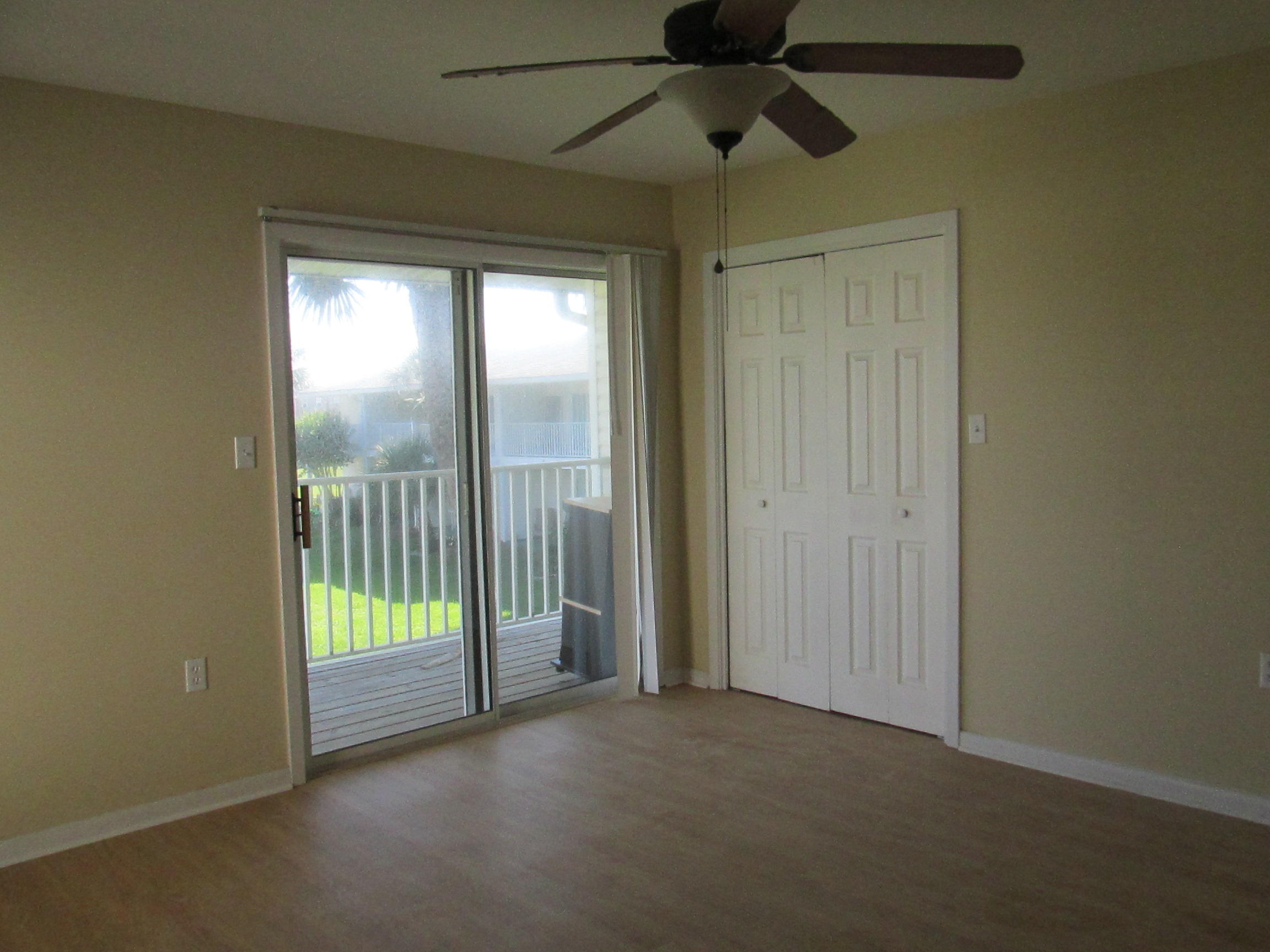 SUMMERHOUSE T/H - Residential Lease