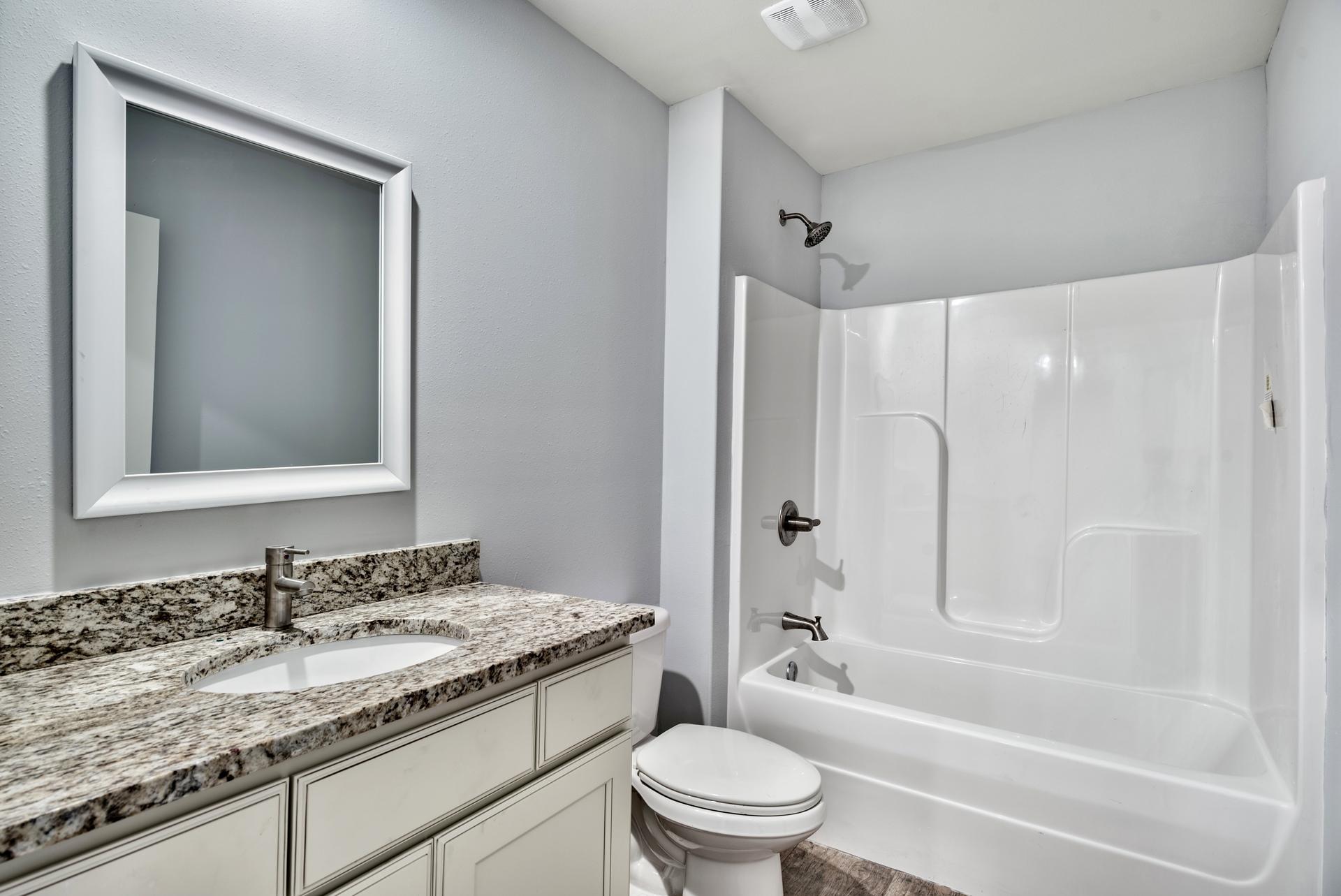 CRESCENT SHORES - Residential