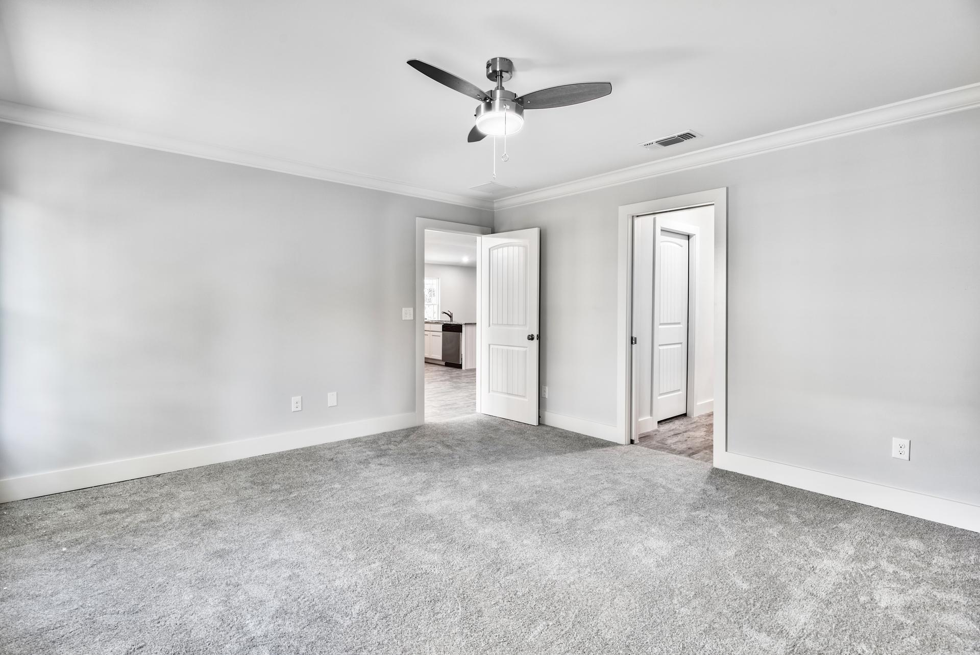 CRESCENT SHORES - Residential