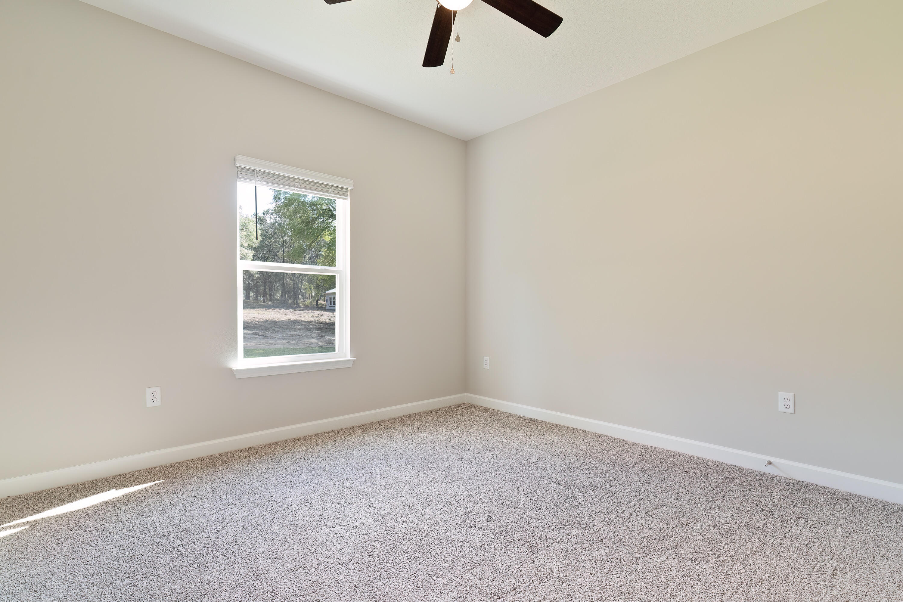 OAK HOLLOW - Residential