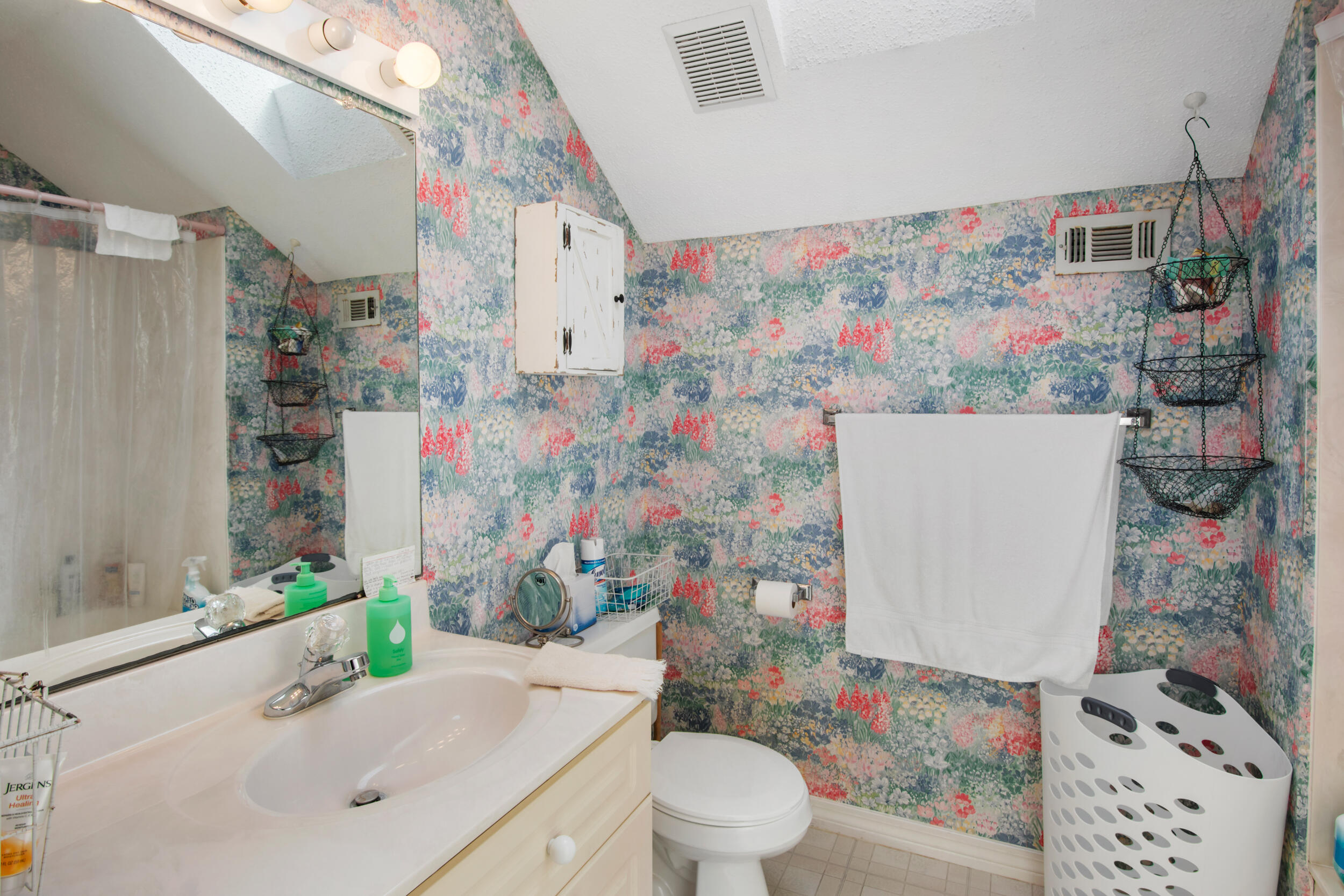 COVENTRY CORNERS - Residential