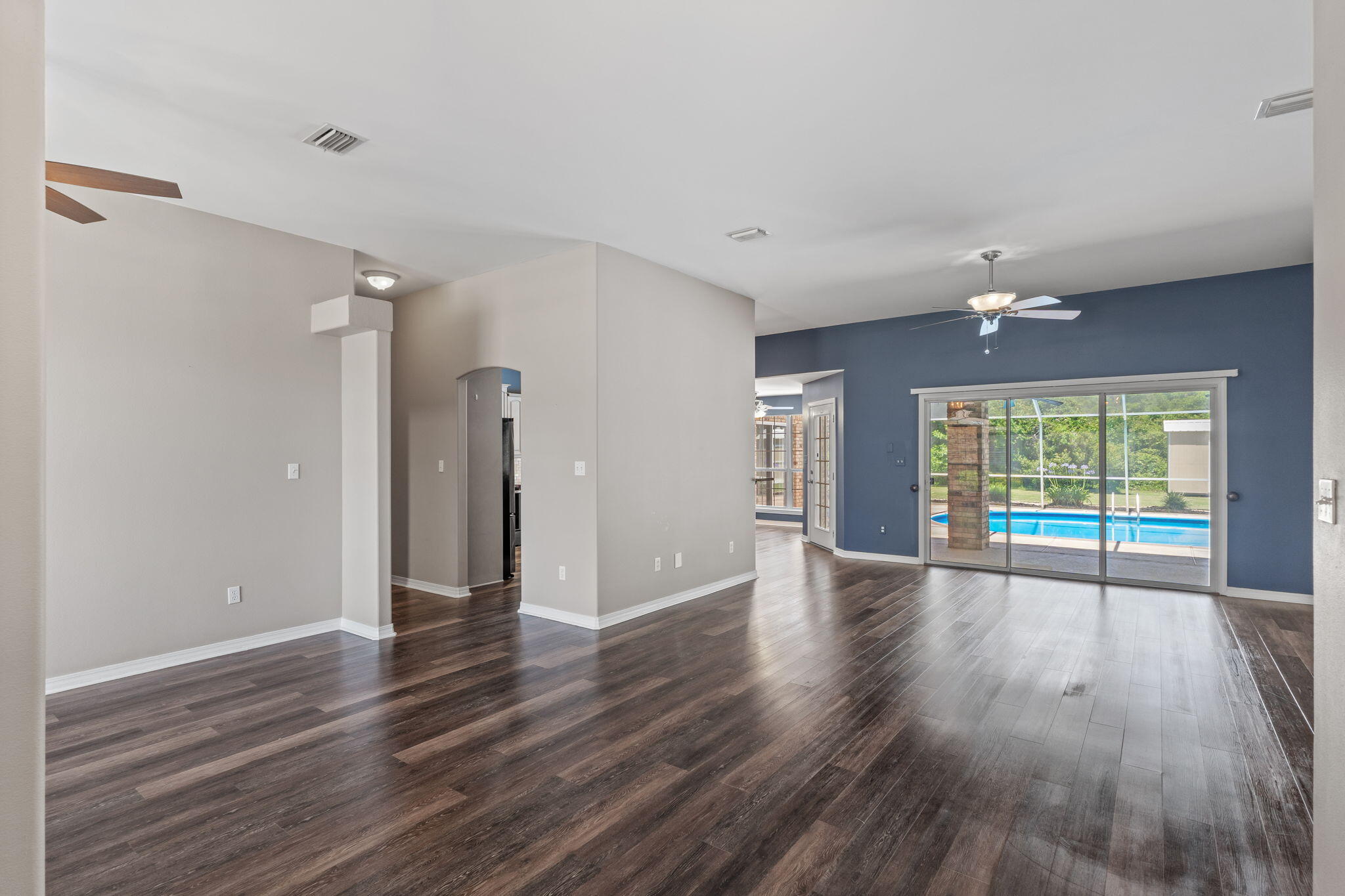 CREEKS EDGE THE - Residential