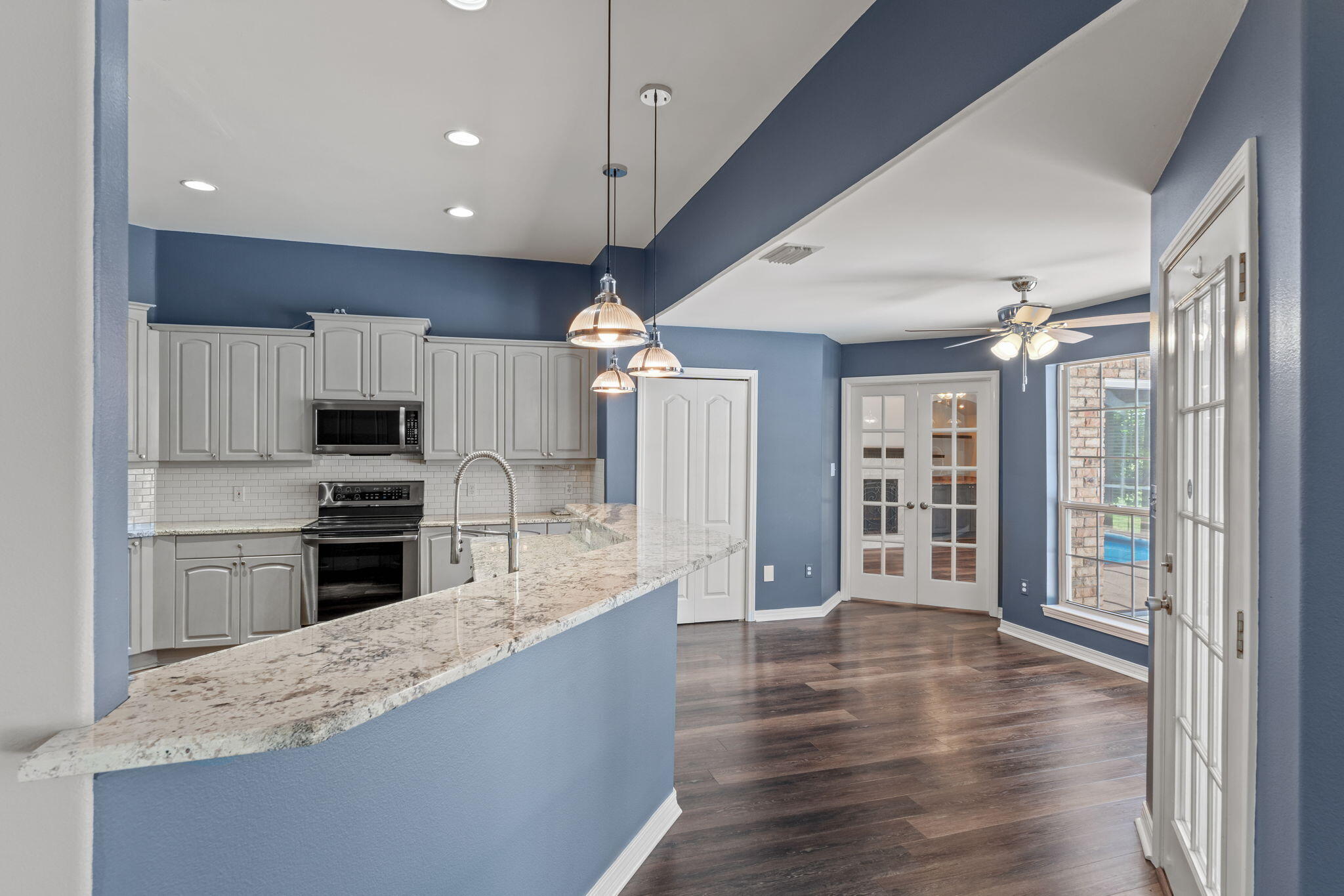 CREEKS EDGE THE - Residential