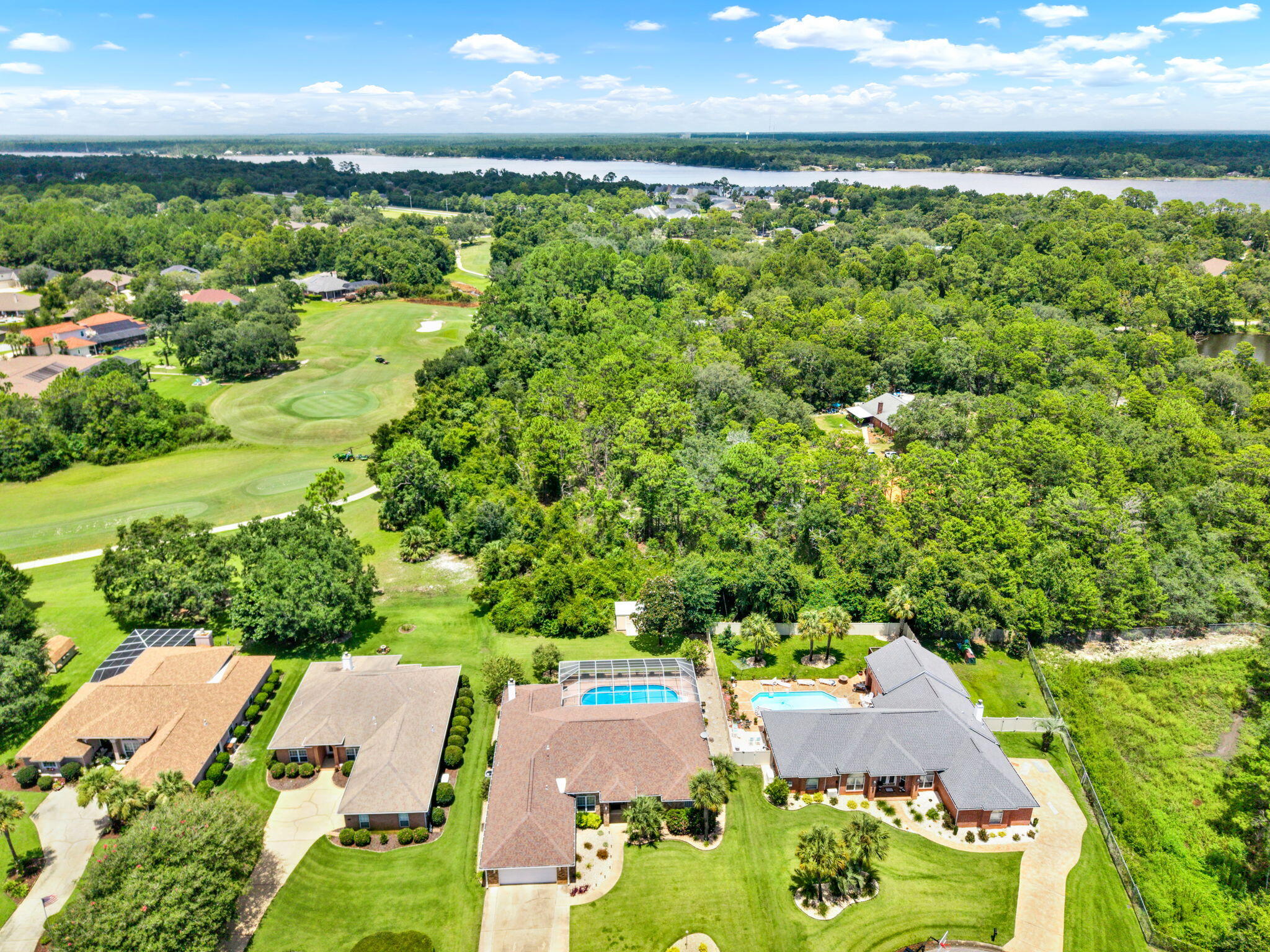 CREEKS EDGE THE - Residential