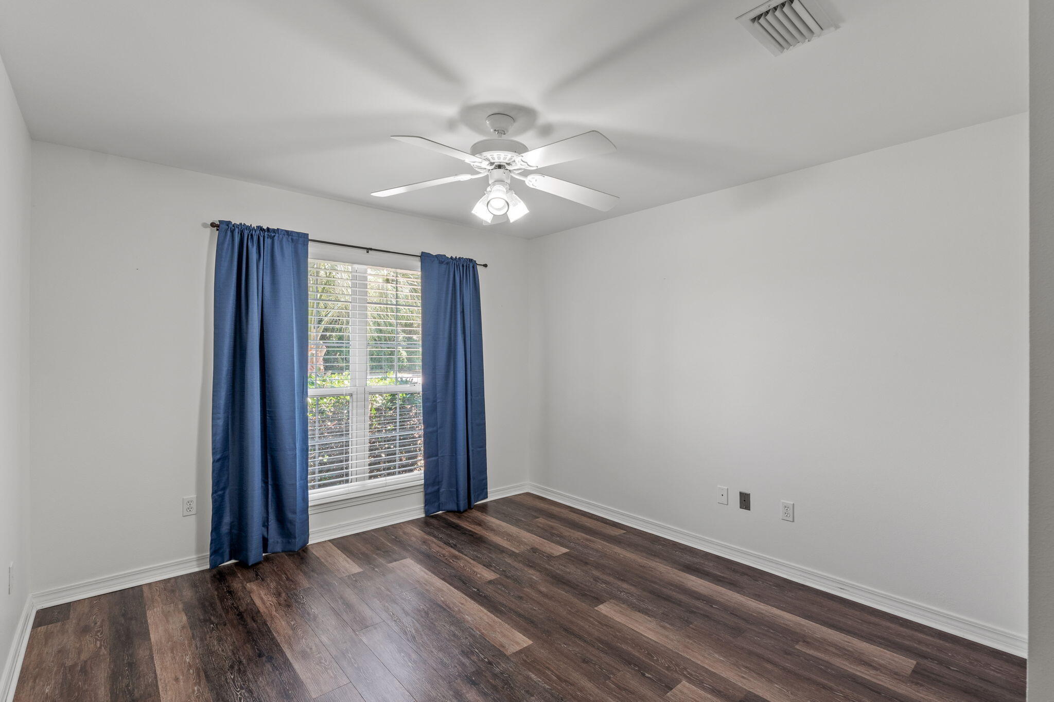CREEKS EDGE THE - Residential