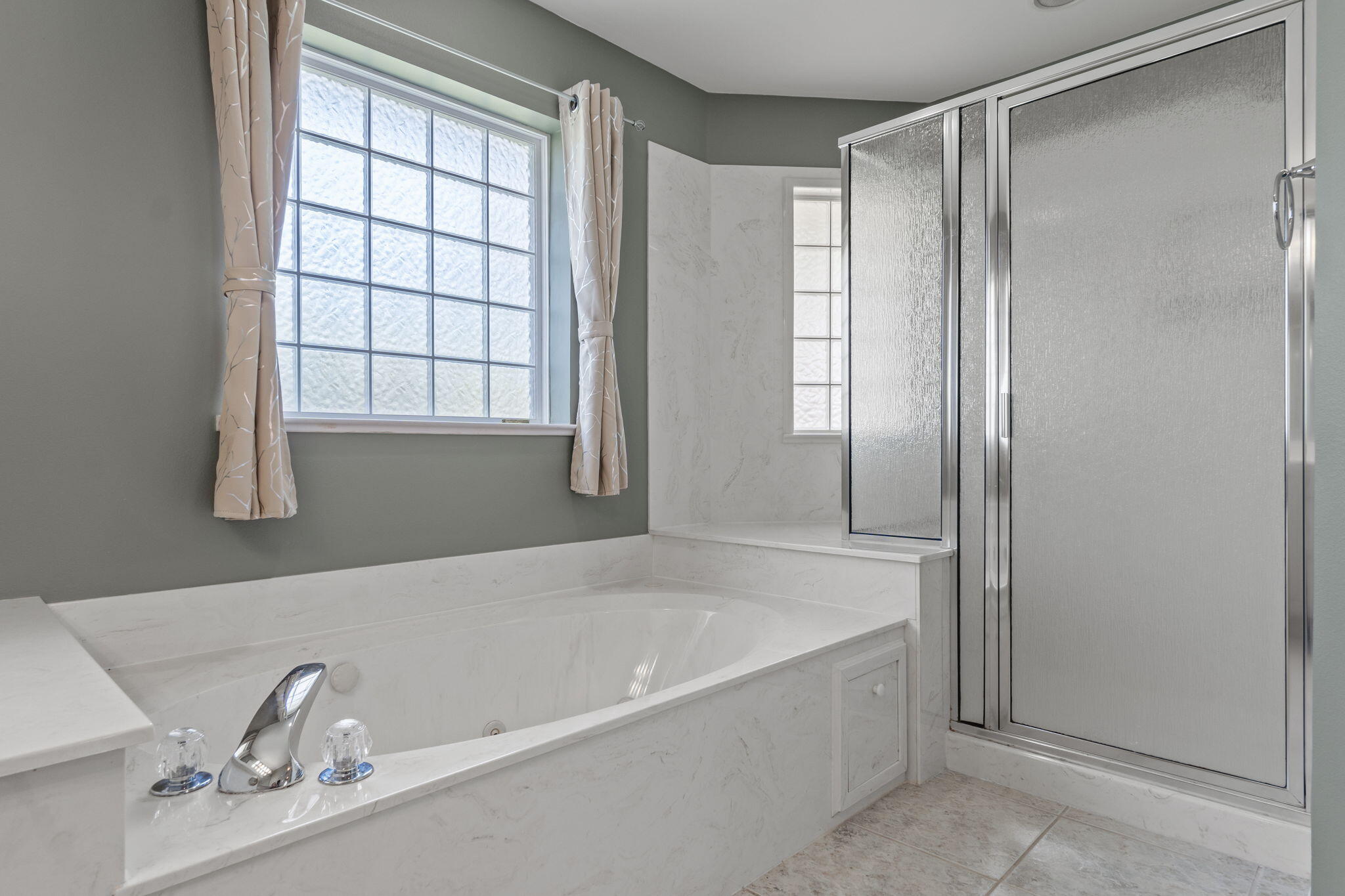 CREEKS EDGE THE - Residential