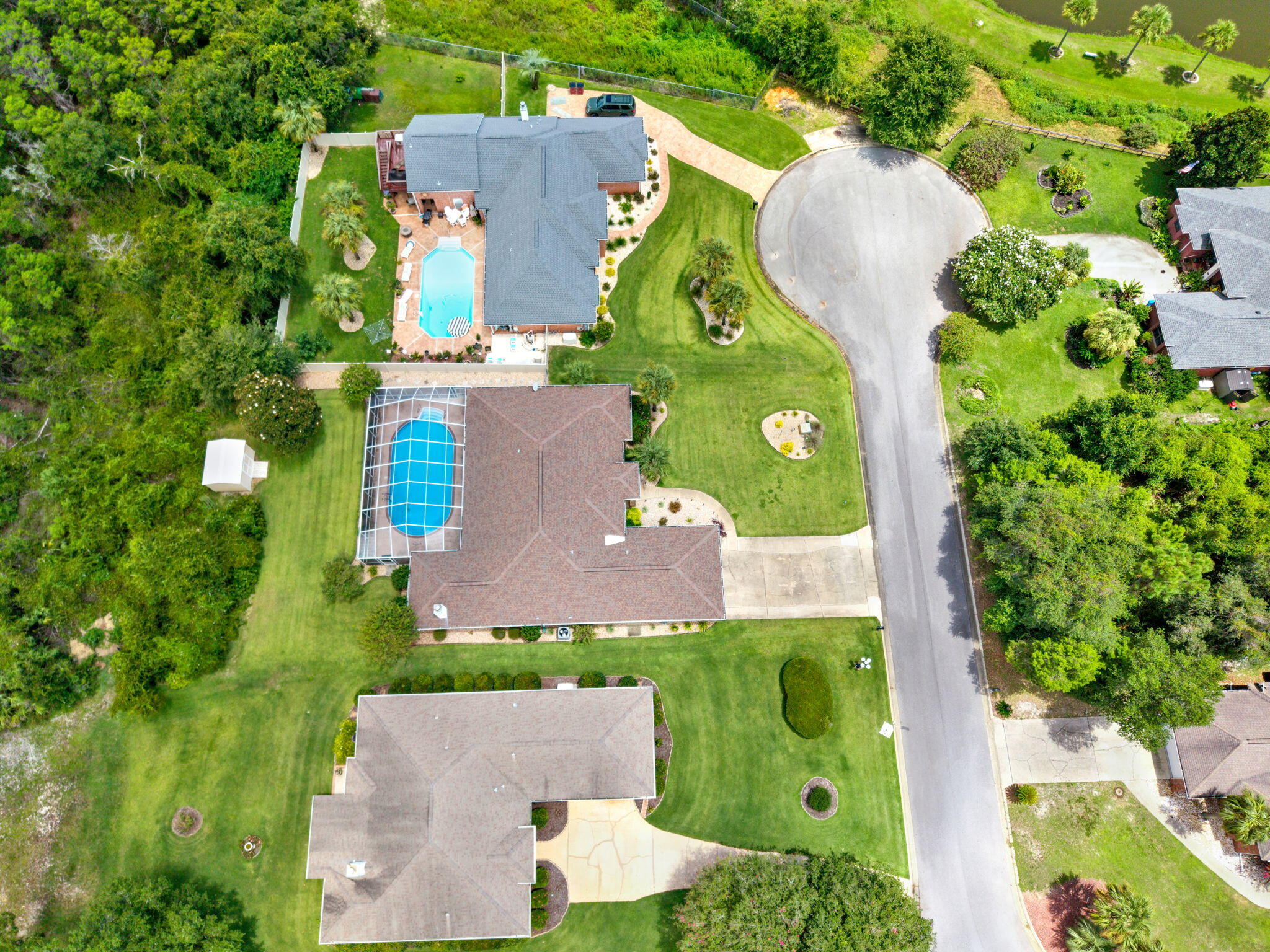 CREEKS EDGE THE - Residential