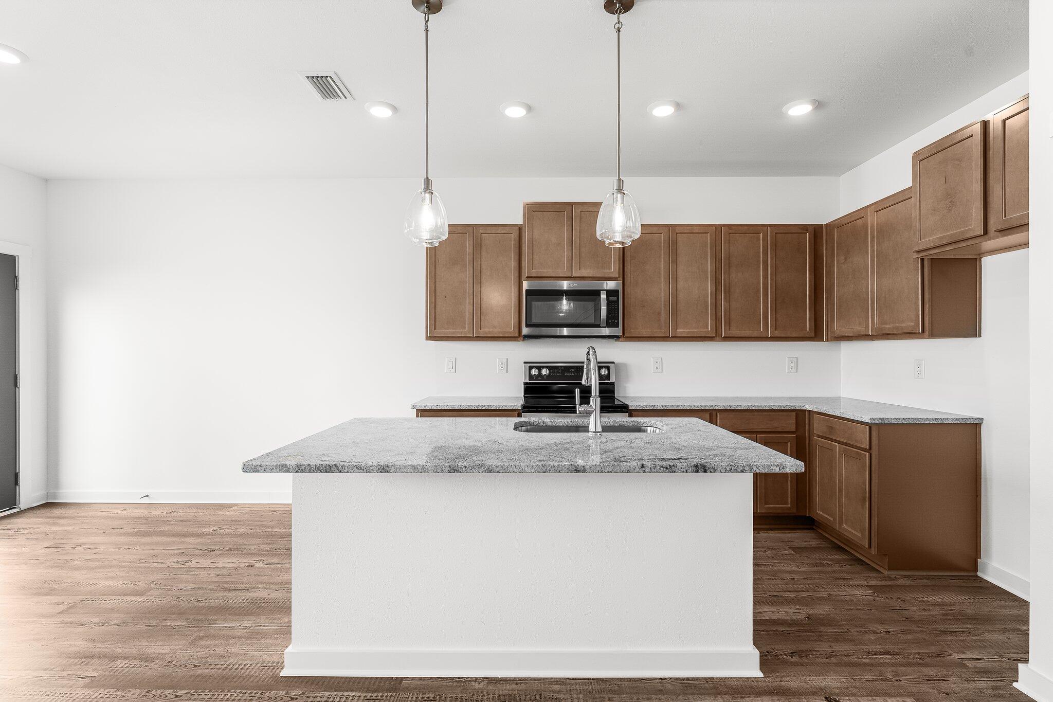OWL'S HEAD - Residential Lease