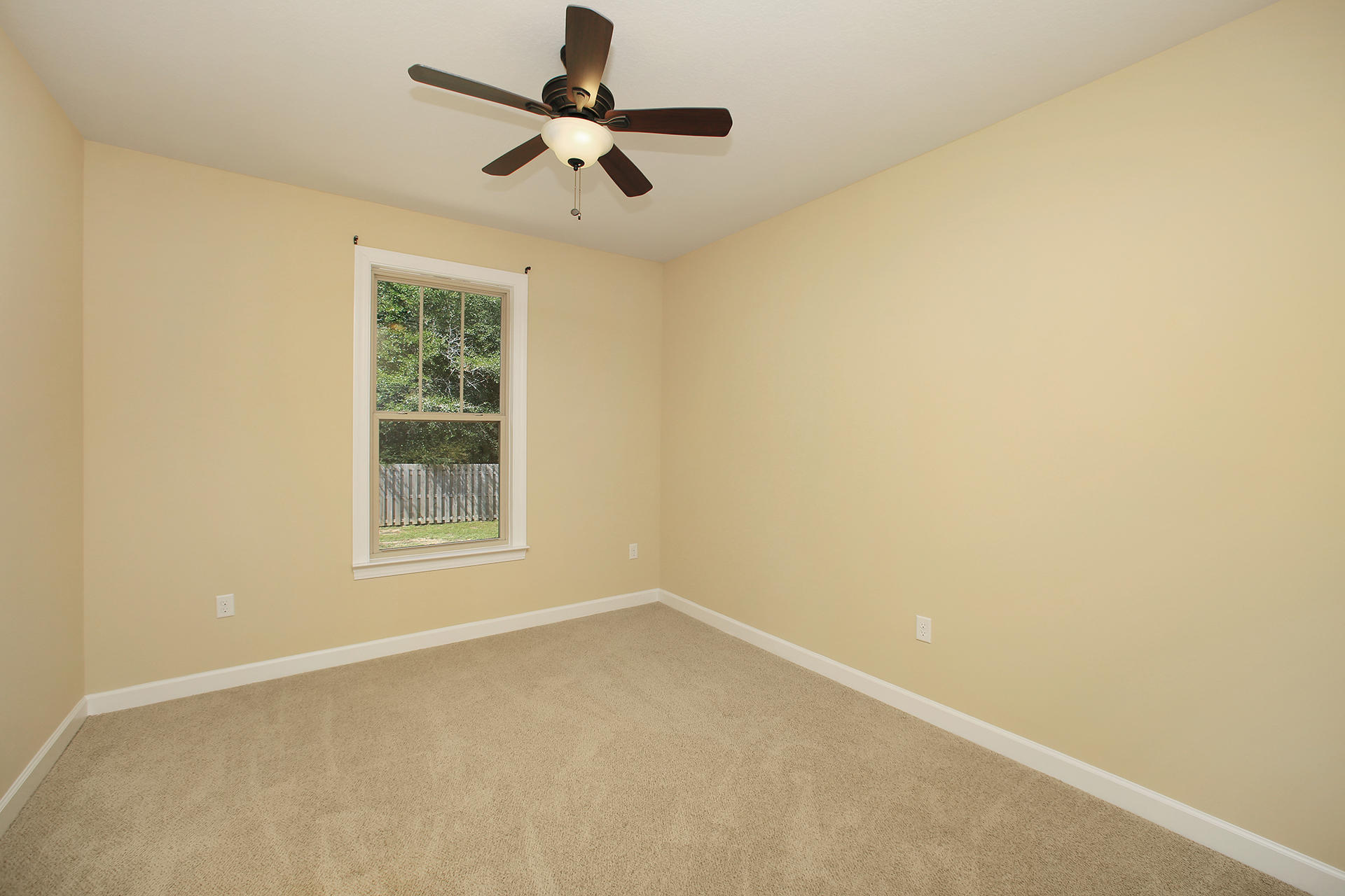 HIDDEN VALLEY - Residential