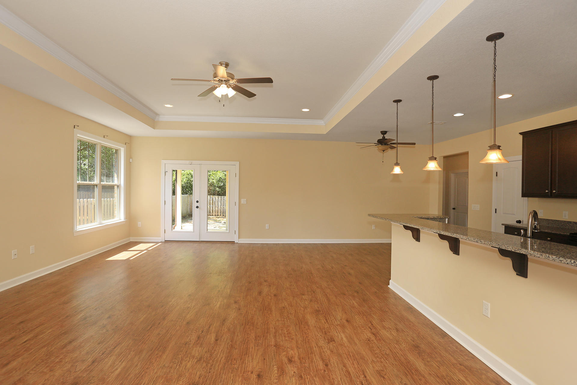 HIDDEN VALLEY - Residential