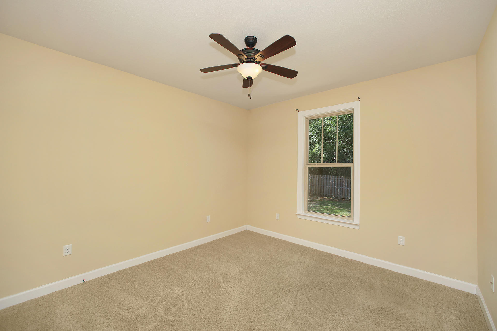 HIDDEN VALLEY - Residential