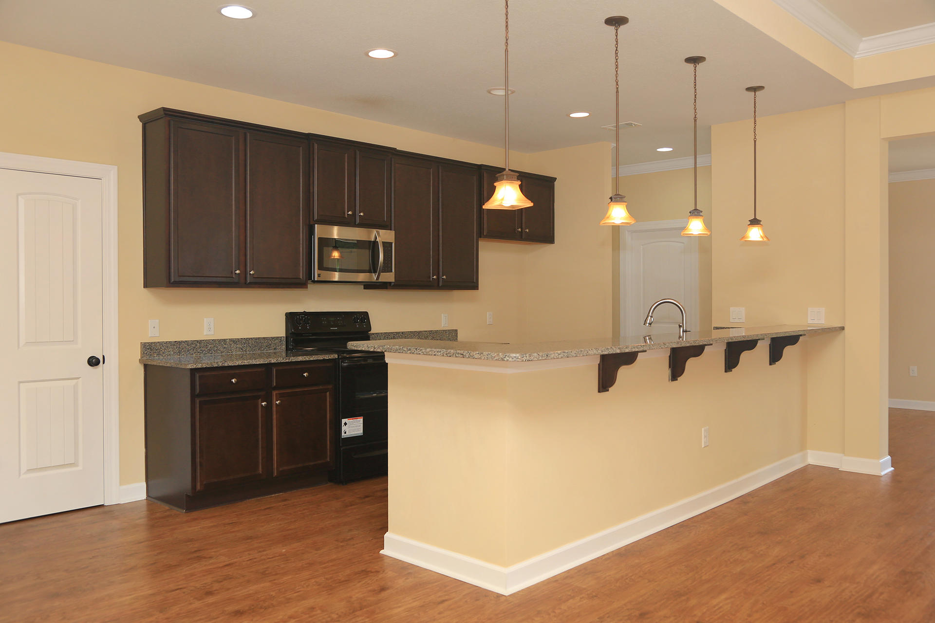 HIDDEN VALLEY - Residential