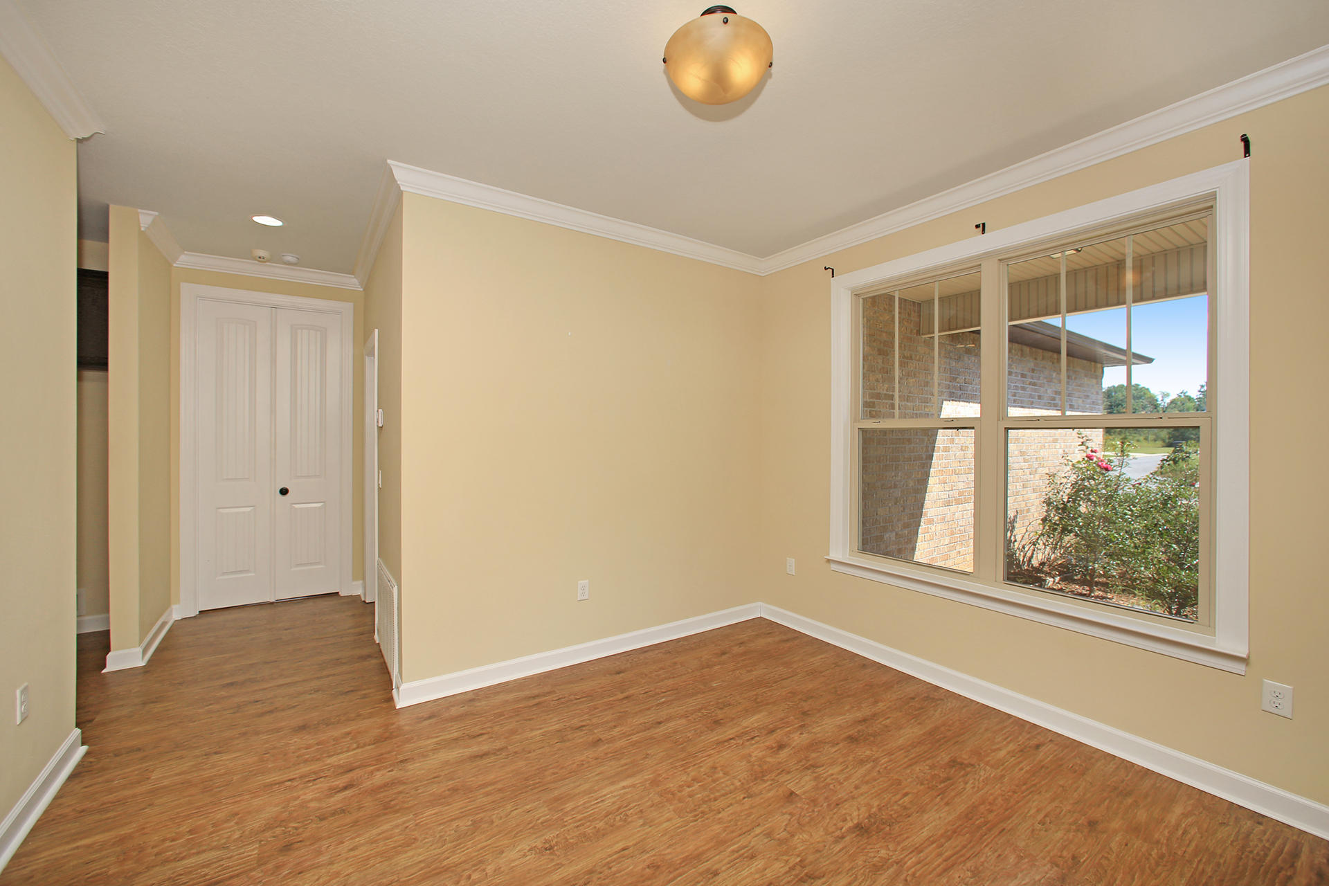 HIDDEN VALLEY - Residential