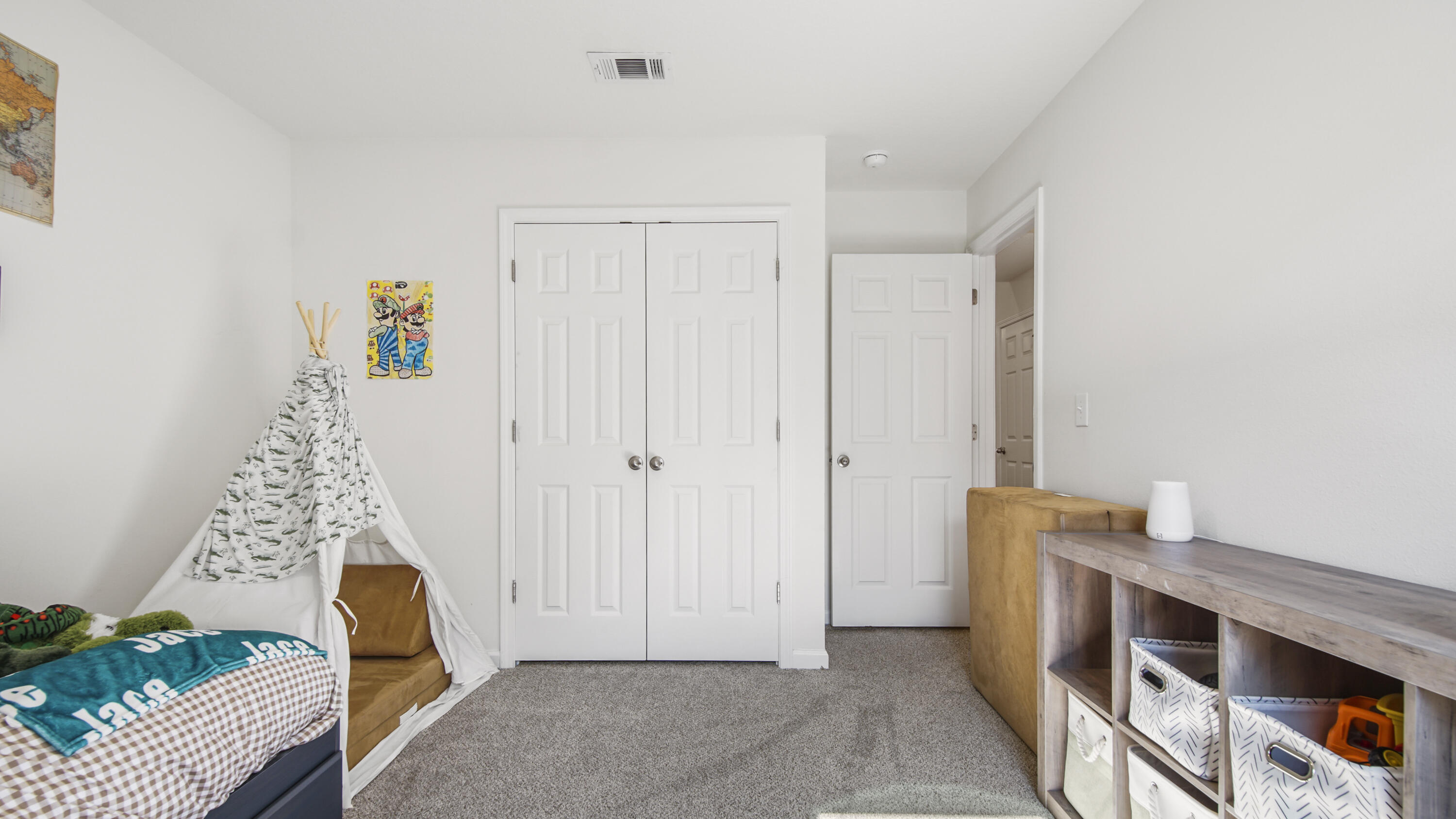 RIVERWALK - Residential