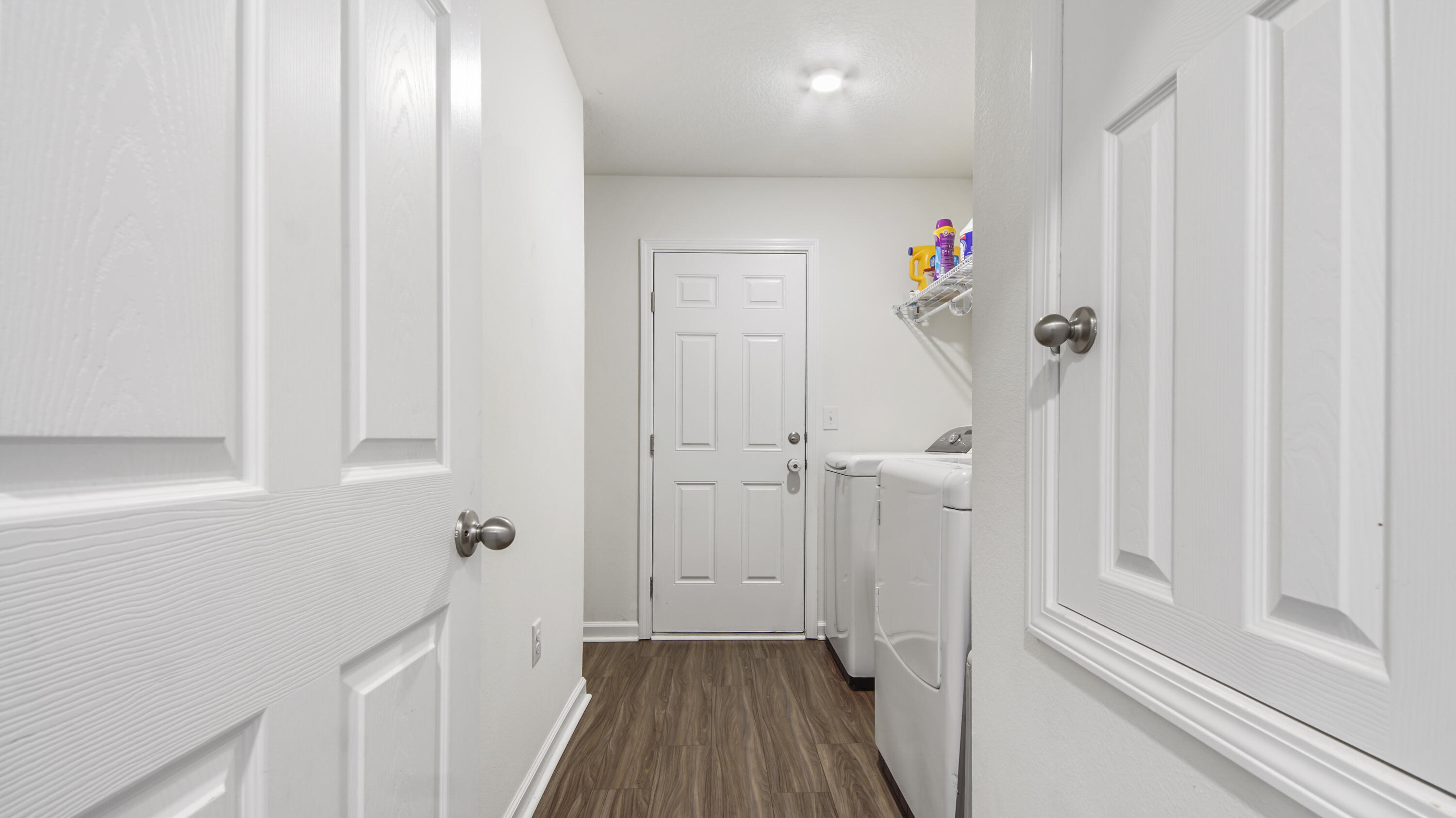 RIVERWALK - Residential