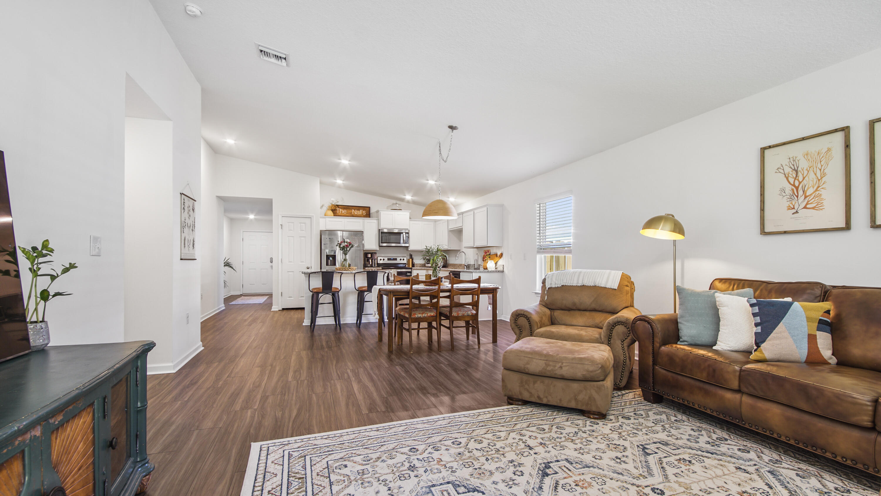 RIVERWALK - Residential