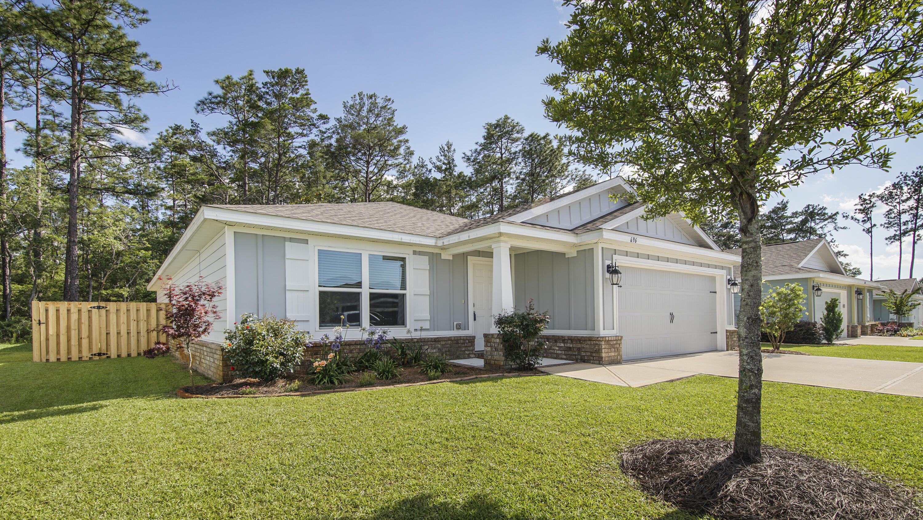 RIVERWALK - Residential