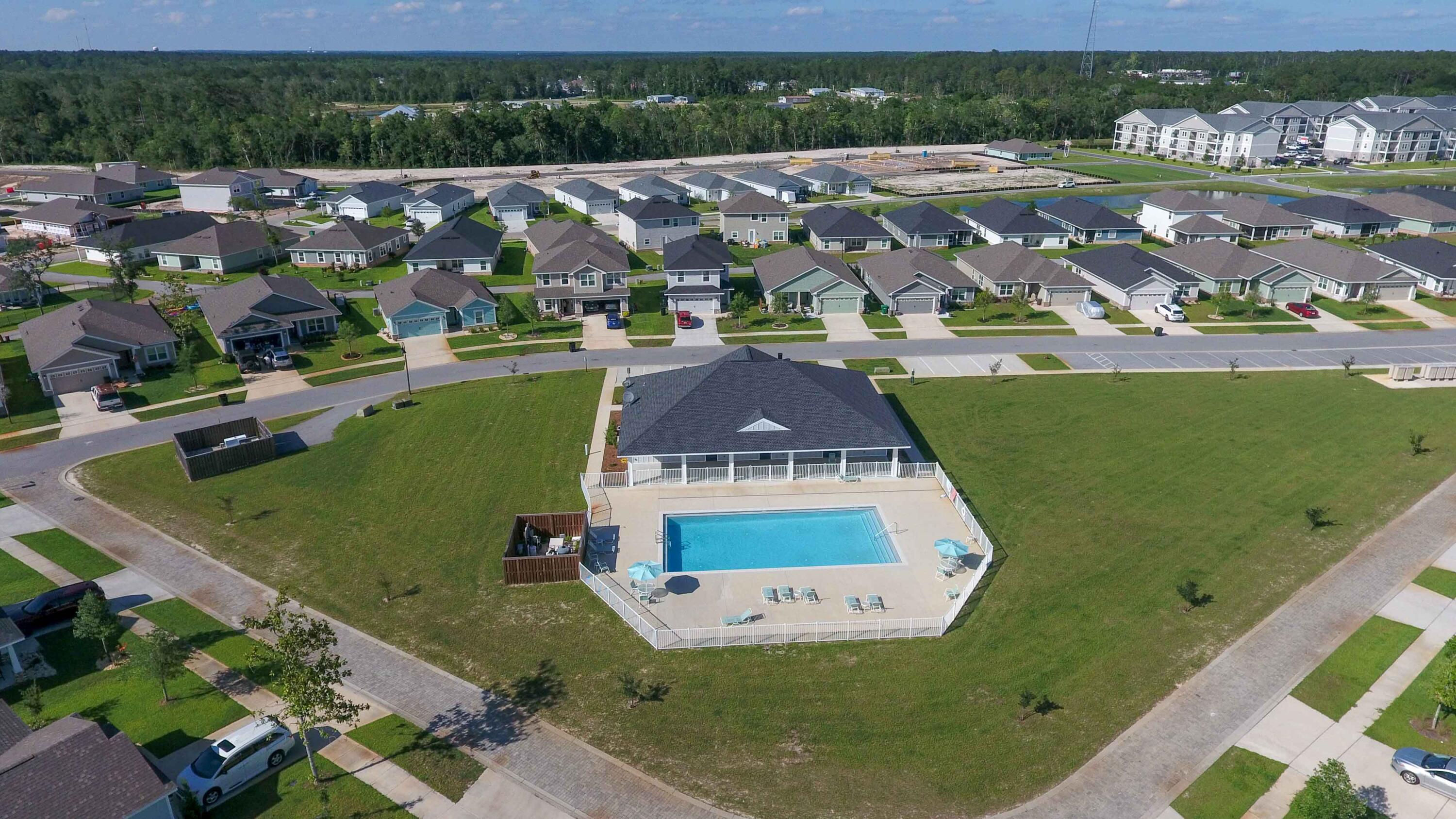 RIVERWALK - Residential