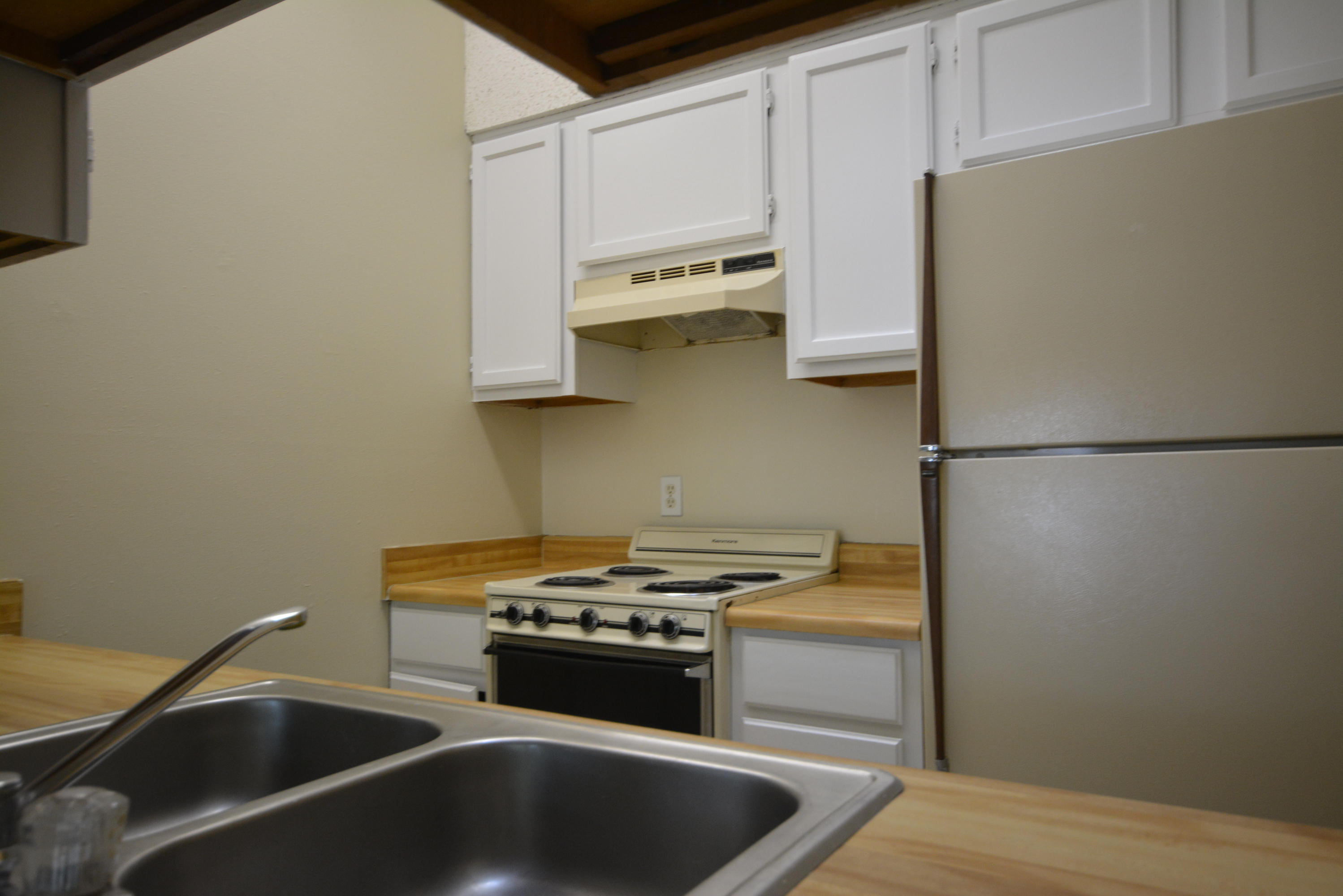 CHINAS COVE - Residential Lease