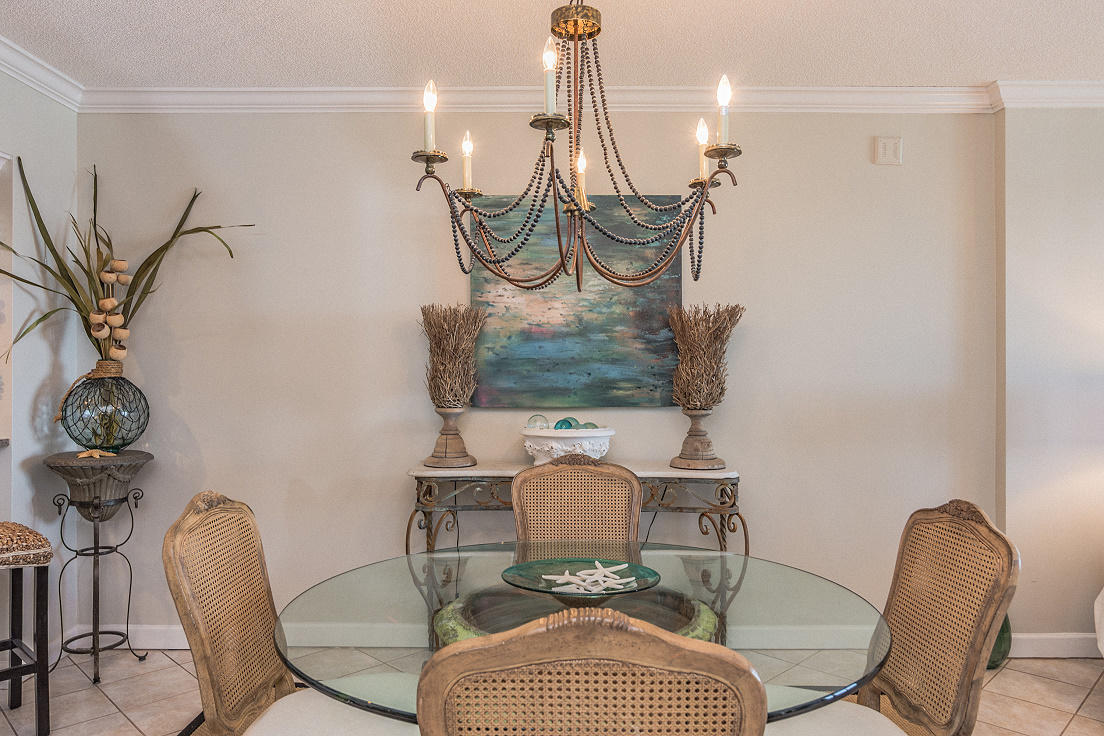 SUMMERCHASE CONDOInn at Crystal Beach - Residential