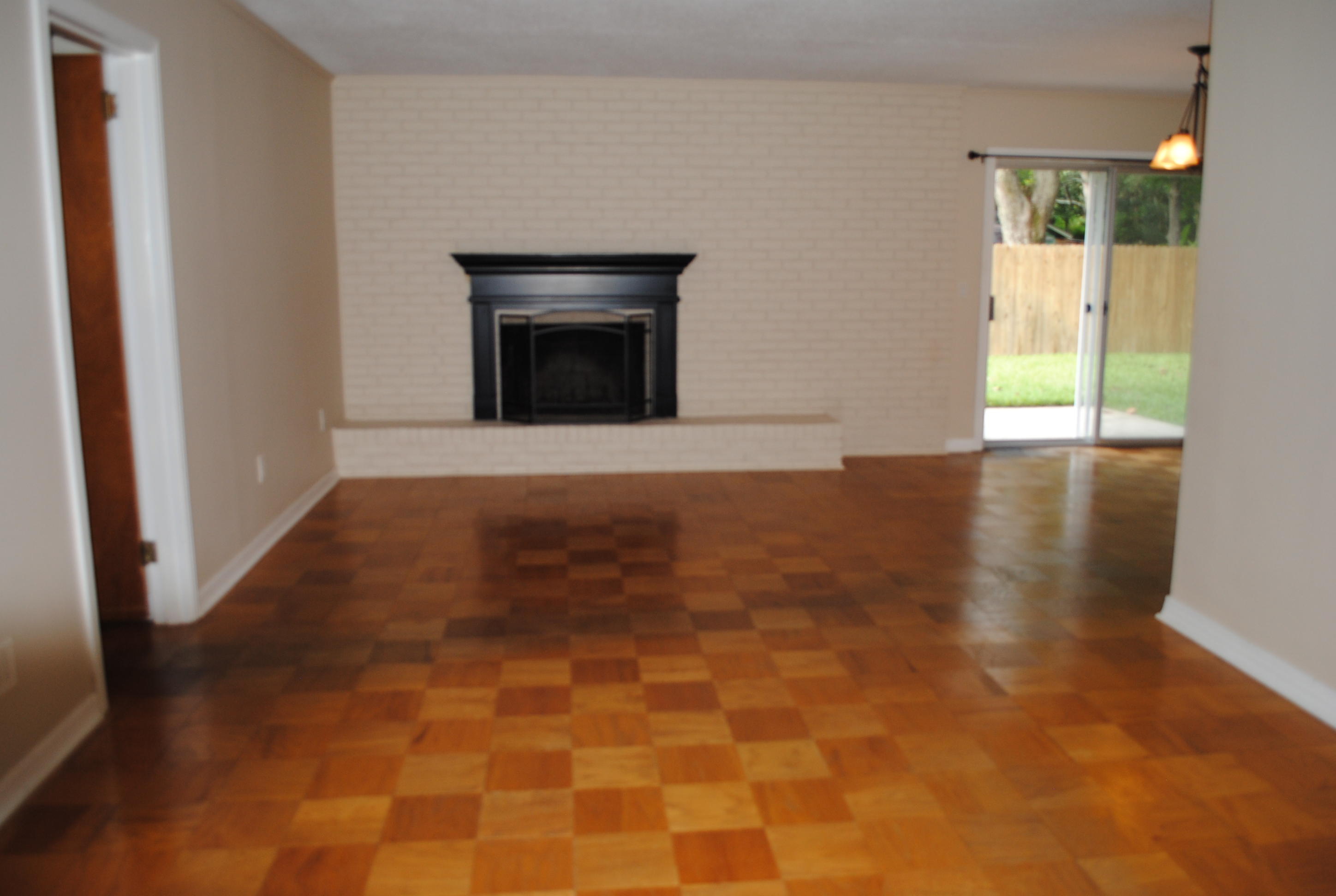 VILLA RUSS PARK - Residential