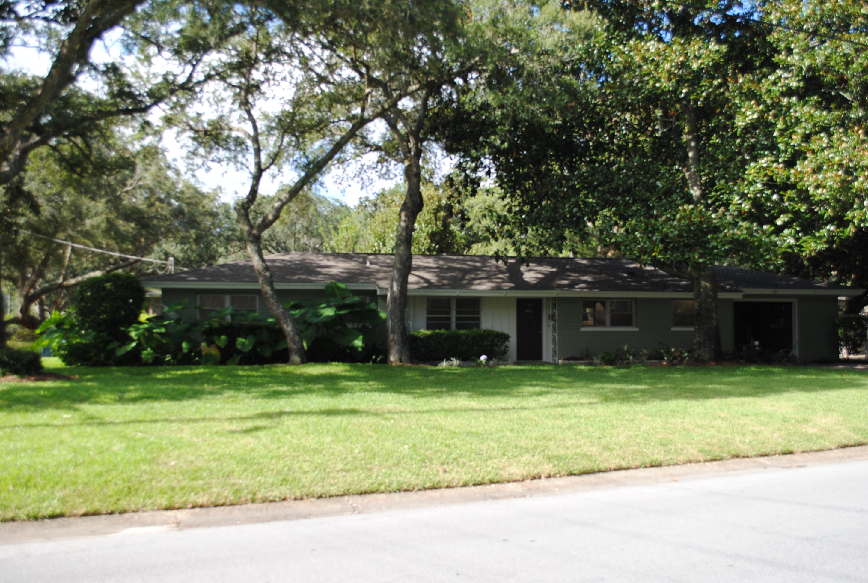 VILLA RUSS PARK - Residential