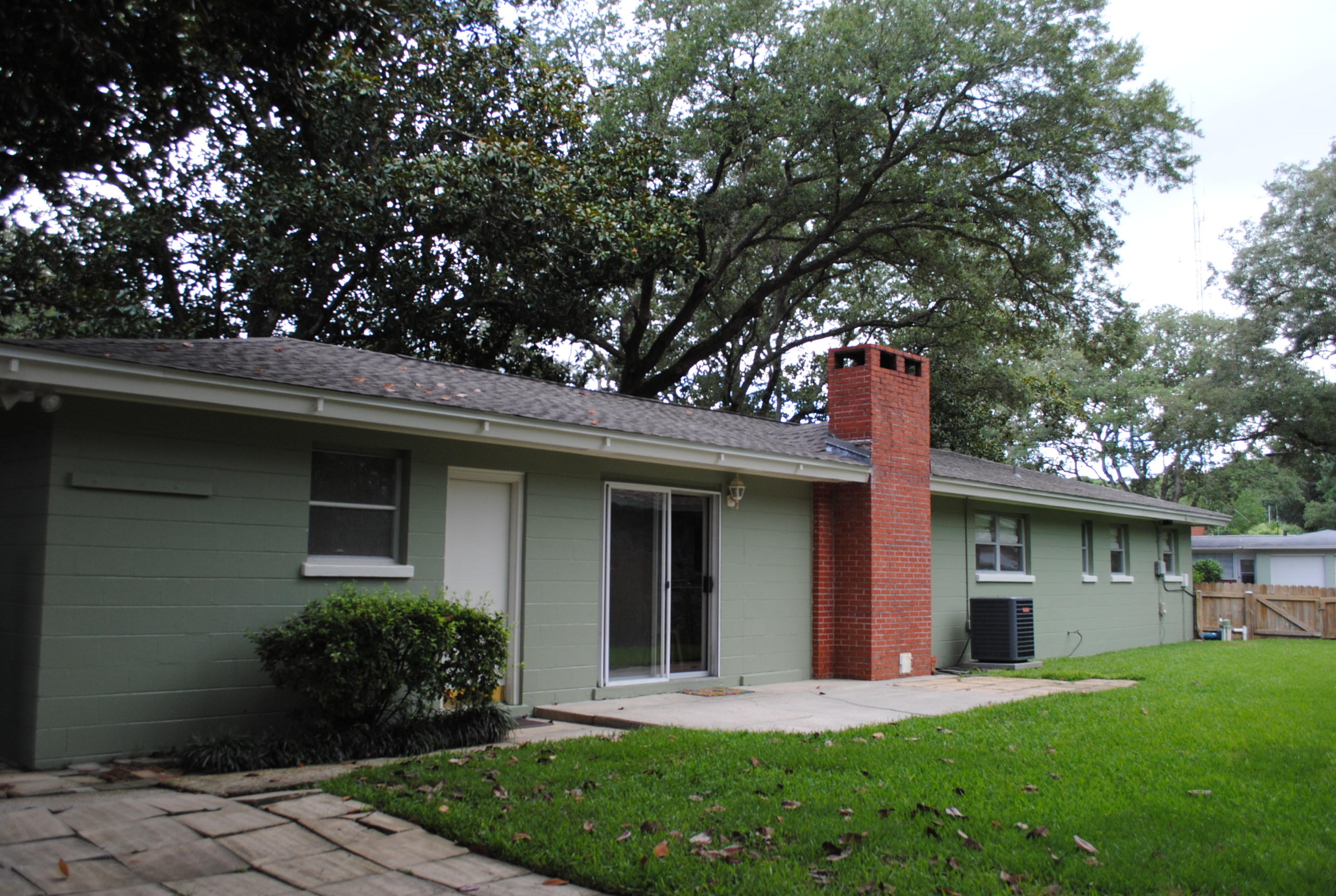 VILLA RUSS PARK - Residential